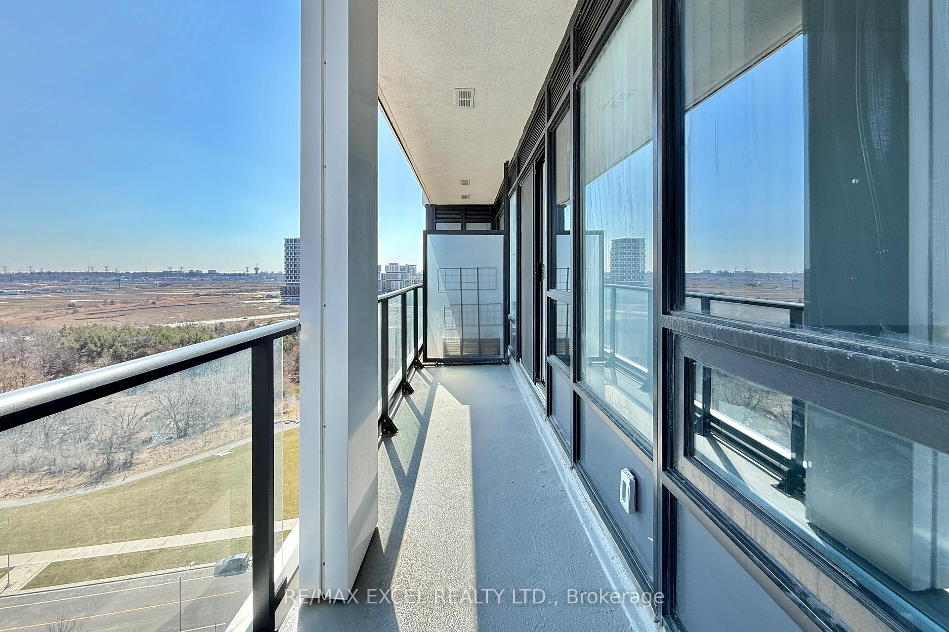 Photo 20 of Unit 1801, 18 Water Walk Drive, Markham, Unionville — HOMEH