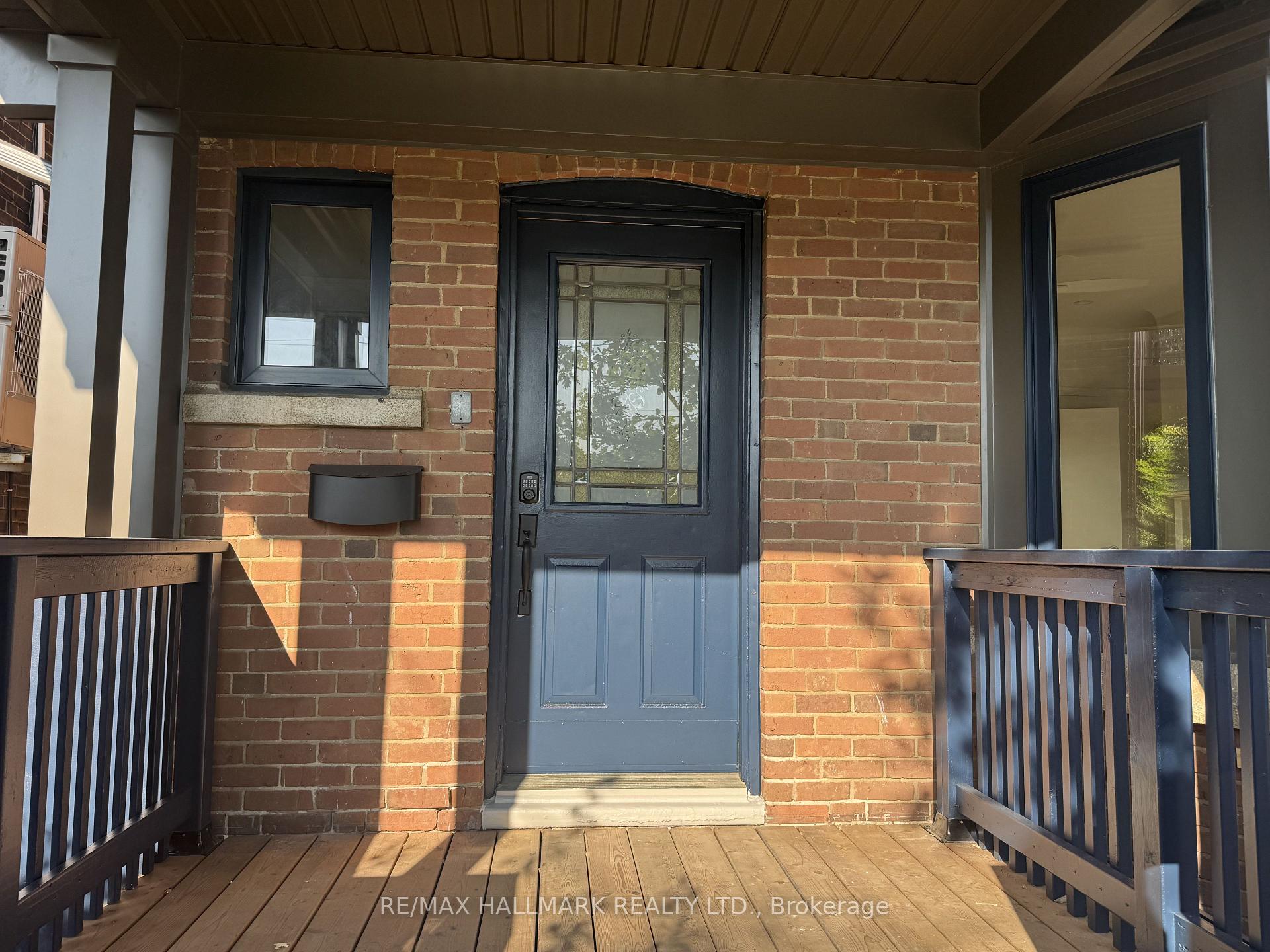 Front of Unit Lower, 553 Broadview Avenue