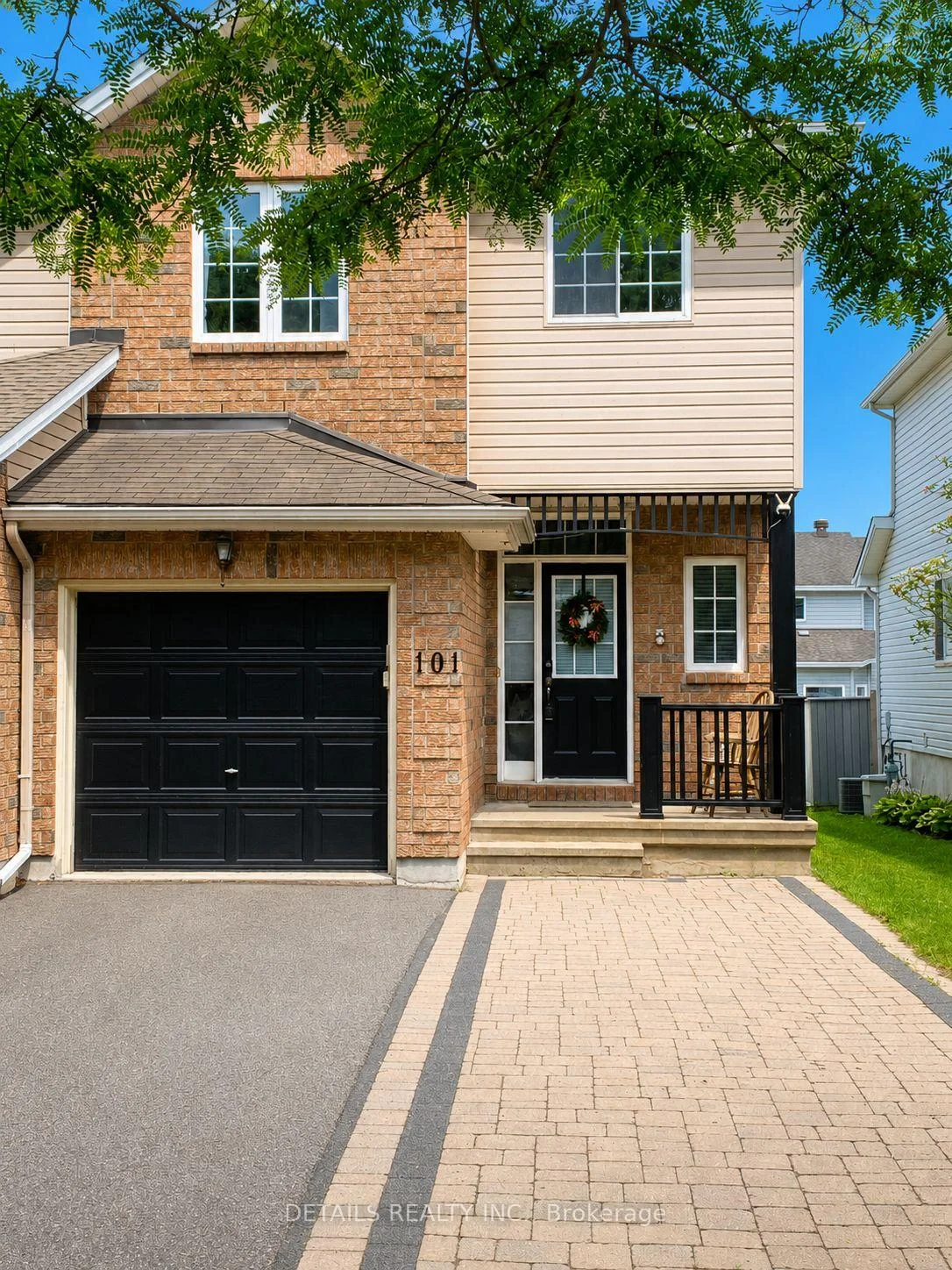 Photo 2 of 101 Milner Downs Crescent, Ottawa, Kanata - Emerald Meadows/Trailwest — HOMEH