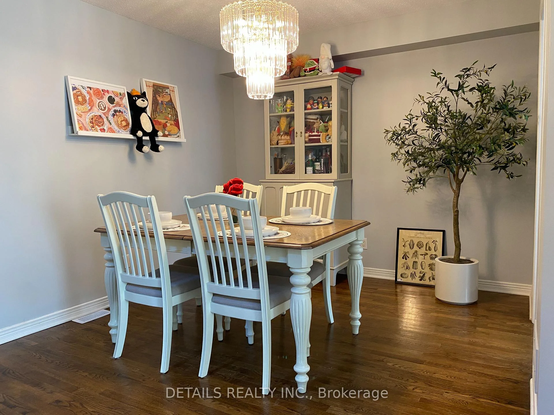 Photo 10 of 101 Milner Downs Crescent, Ottawa, Kanata - Emerald Meadows/Trailwest — HOMEH