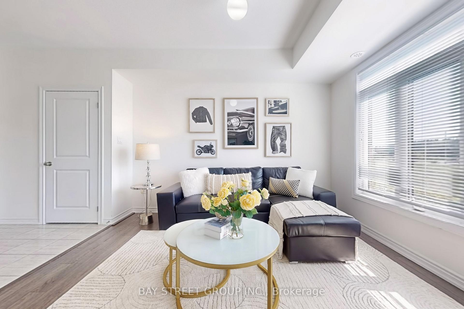 Photo 3 of 2623 Garrison Crossing, Pickering, Duffin Heights — HOMEH