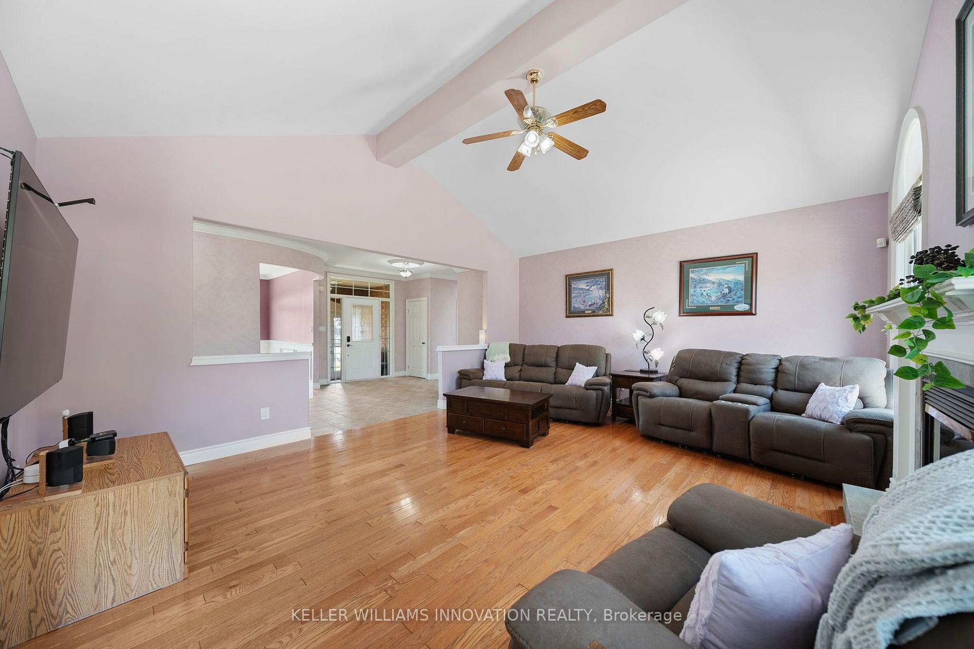 Photo 16 of 18 Featherstone Avenue, Haldimand — HOMEH