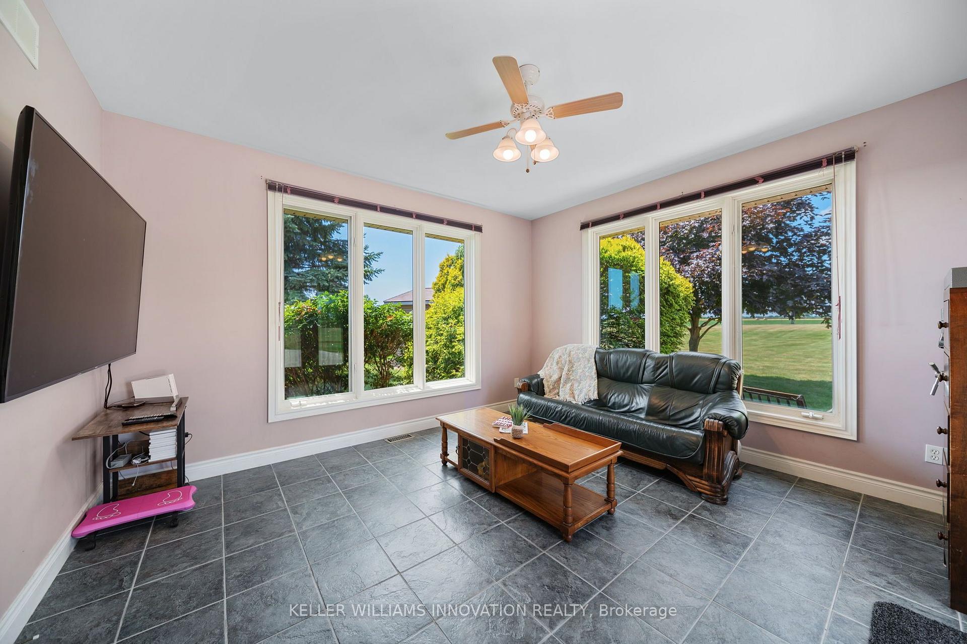 Photo 26 of 18 Featherstone Avenue, Haldimand — HOMEH