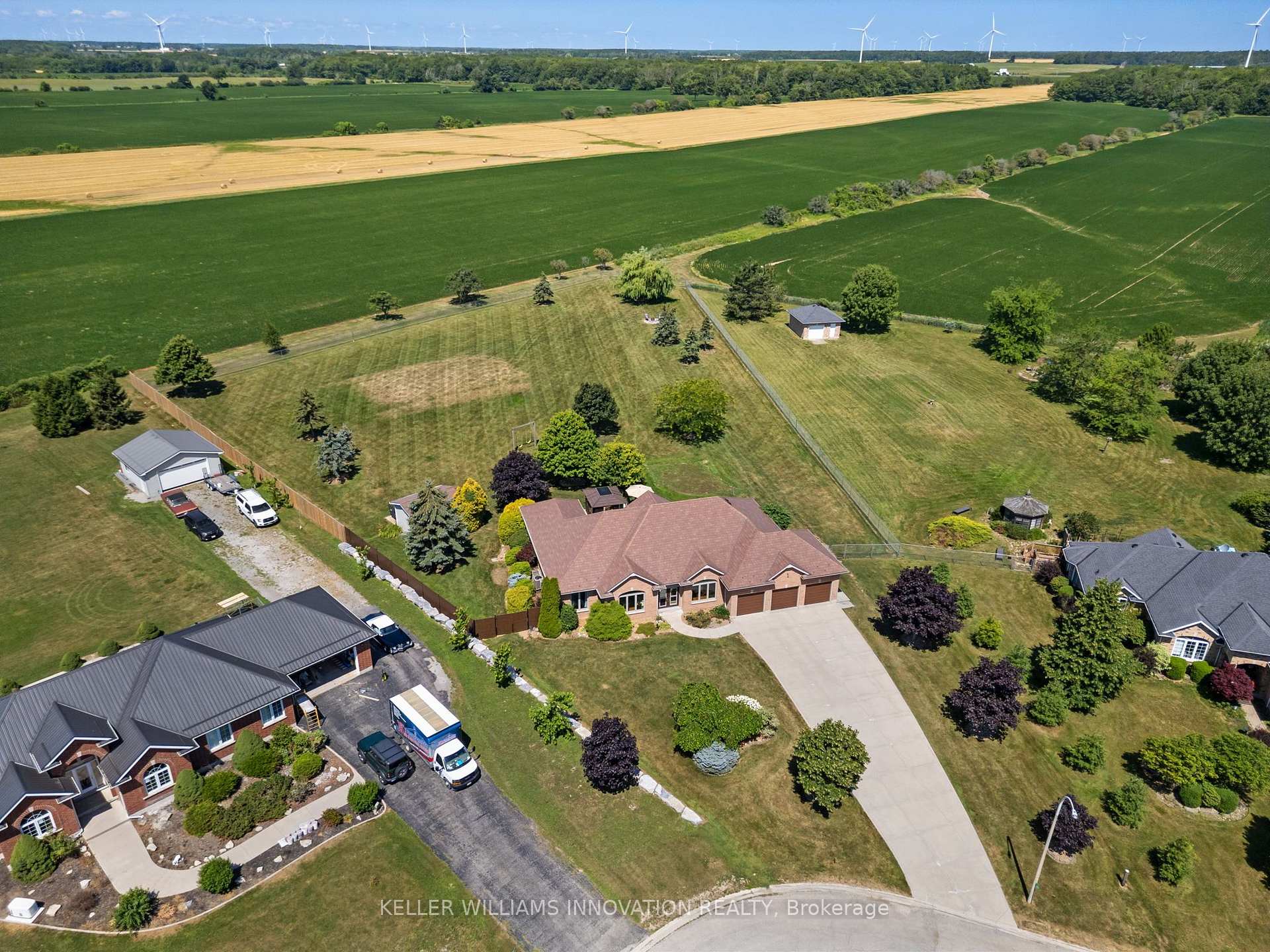 Photo 44 of 18 Featherstone Avenue, Haldimand — HOMEH