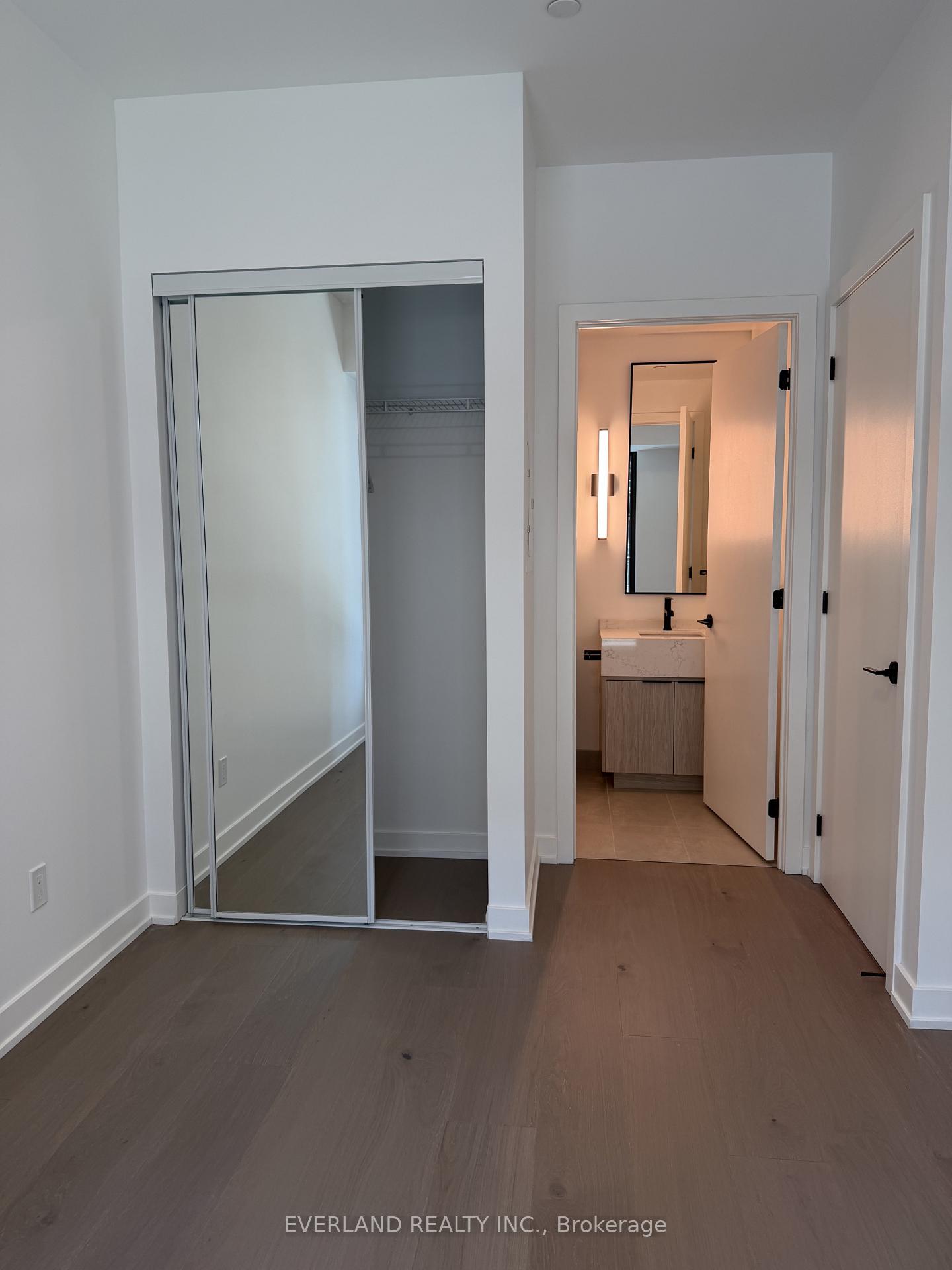 Photo 7 of Unit 738, 91 Montclair Avenue, Toronto, Forest Hill South — HOMEH