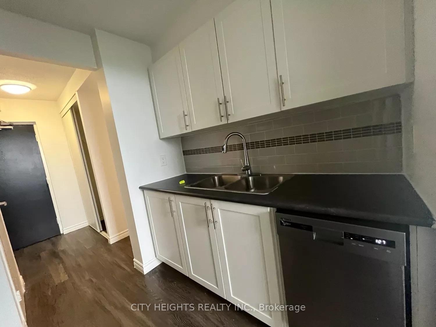 Photo 16 of Unit 1608, 294 Chandler Drive, Kitchener, Laurentian Hills — HOMEH