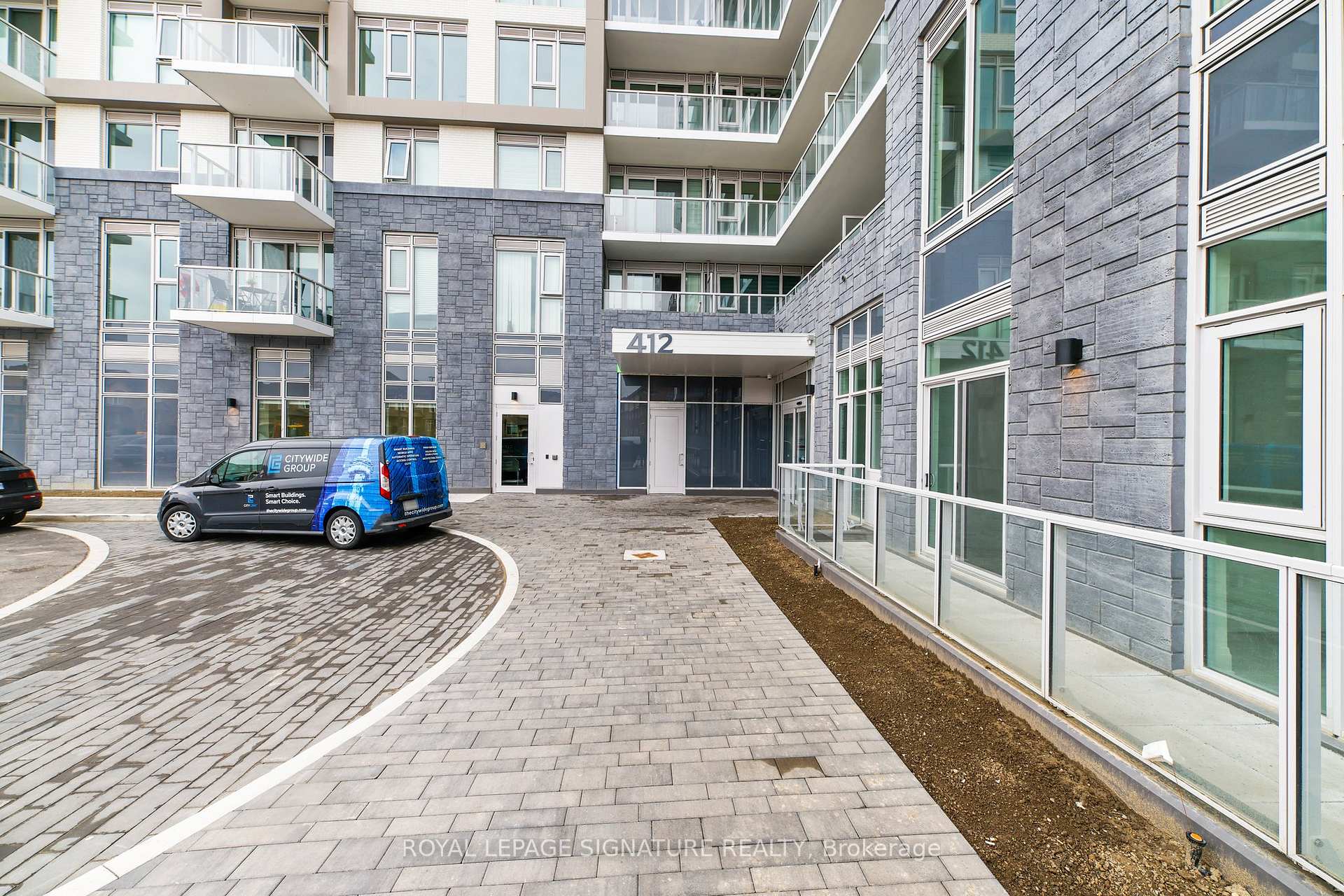 Photo 6 of Unit 716, 412 Silver Maple Road, Oakville, Joshua Meadows — HOMEH