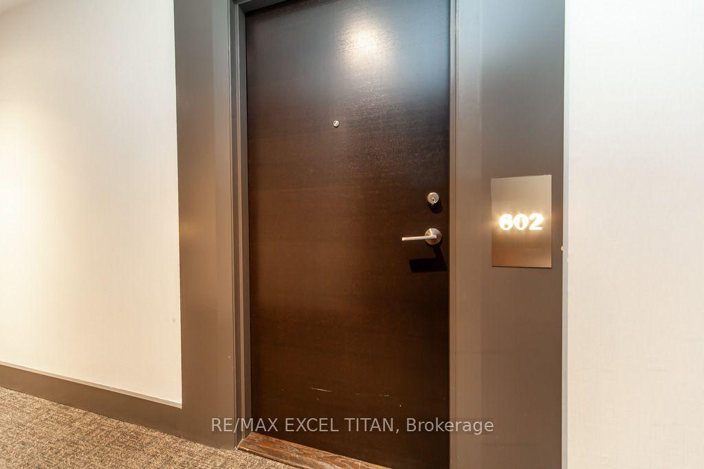 Photo 3 of Unit 602E, 8868 Yonge Street, Richmond Hill, South Richvale — HOMEH
