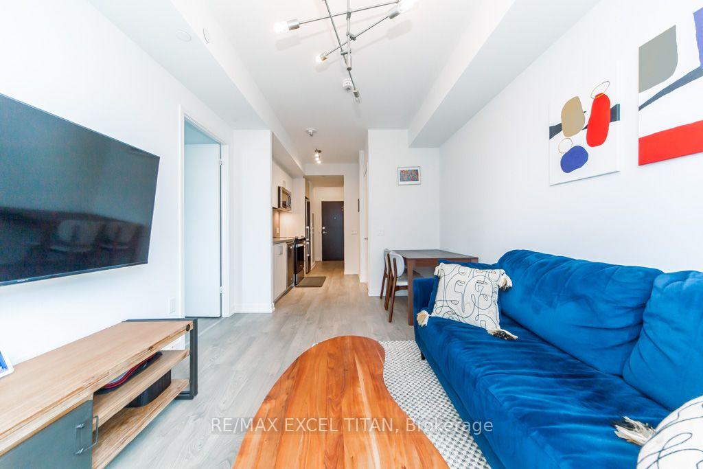 Photo 10 of Unit 602E, 8868 Yonge Street, Richmond Hill, South Richvale — HOMEH