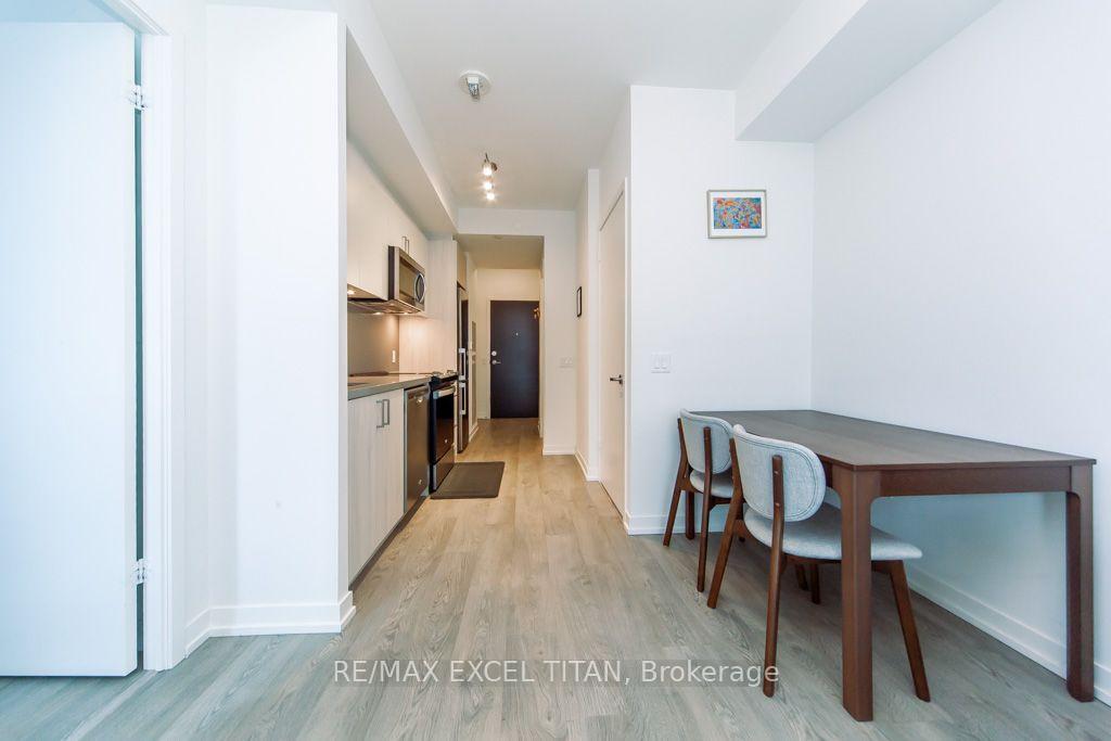 Photo 11 of Unit 602E, 8868 Yonge Street, Richmond Hill, South Richvale — HOMEH
