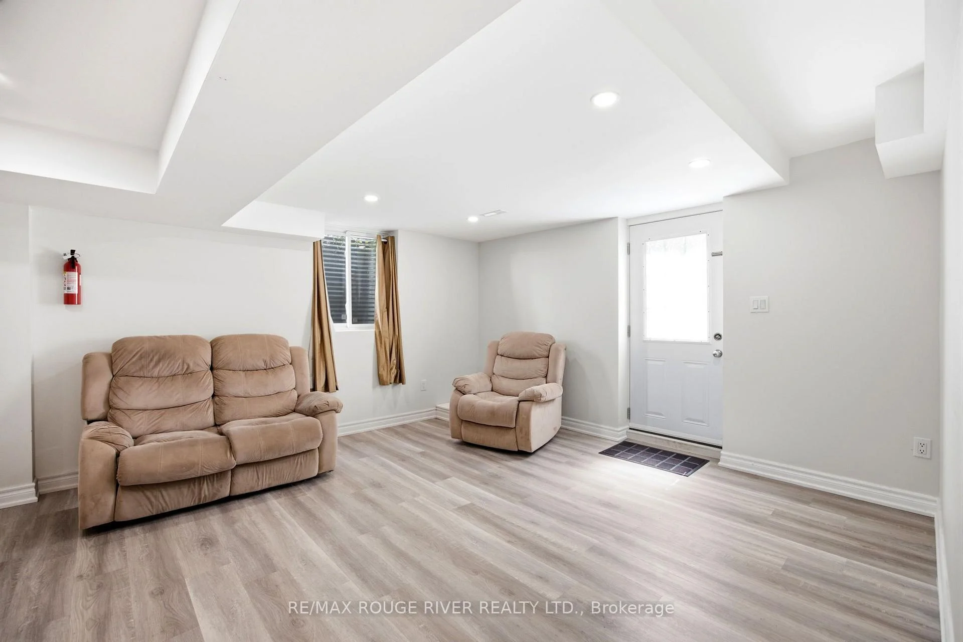 Photo 8 of Unit Basement, 38 Hettersley Drive, Ajax, Central West — HOMEH
