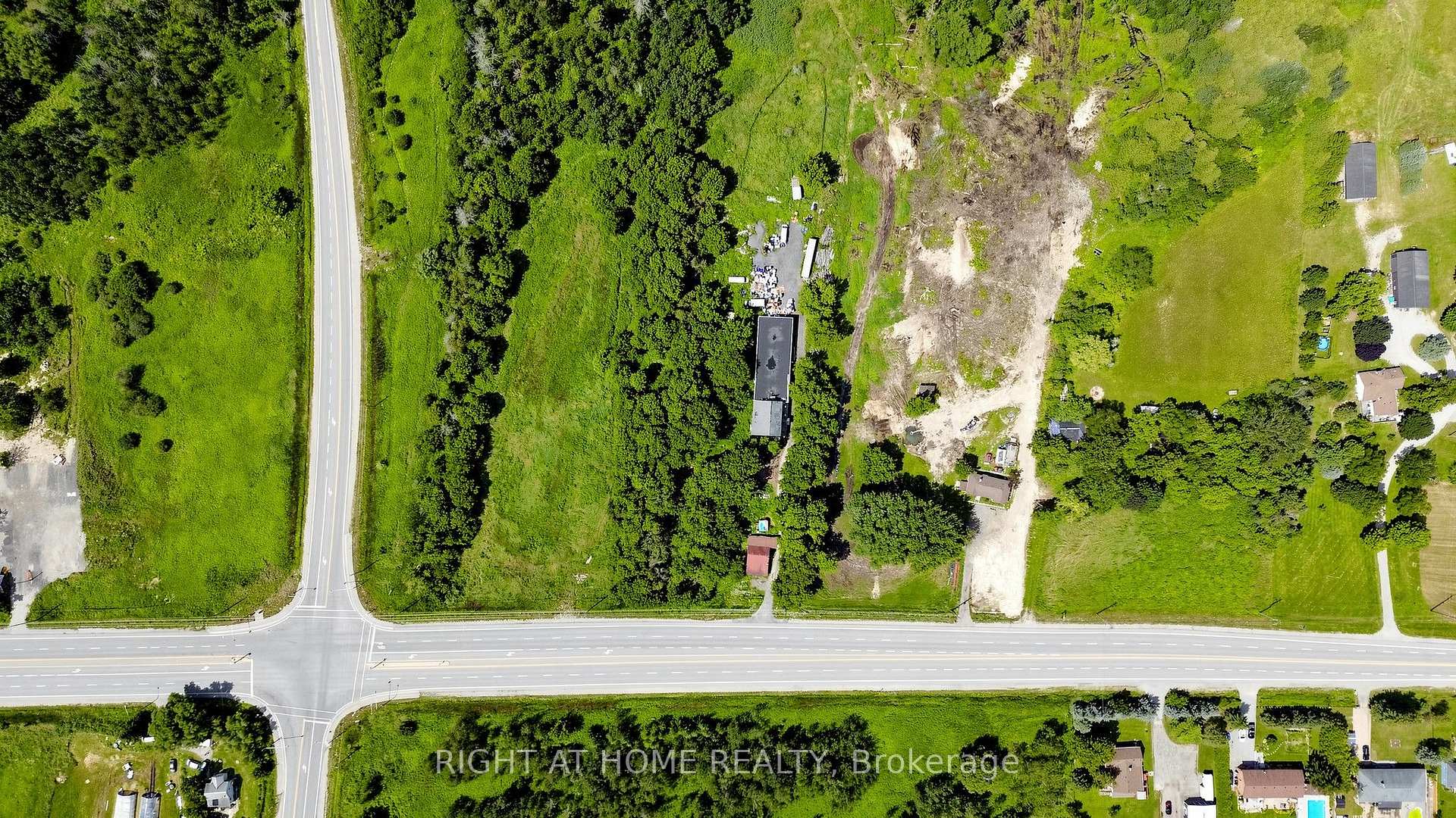 Photo 6 of 2884 County Rd 89, Innisfil, Rural Innisfil — HOMEH