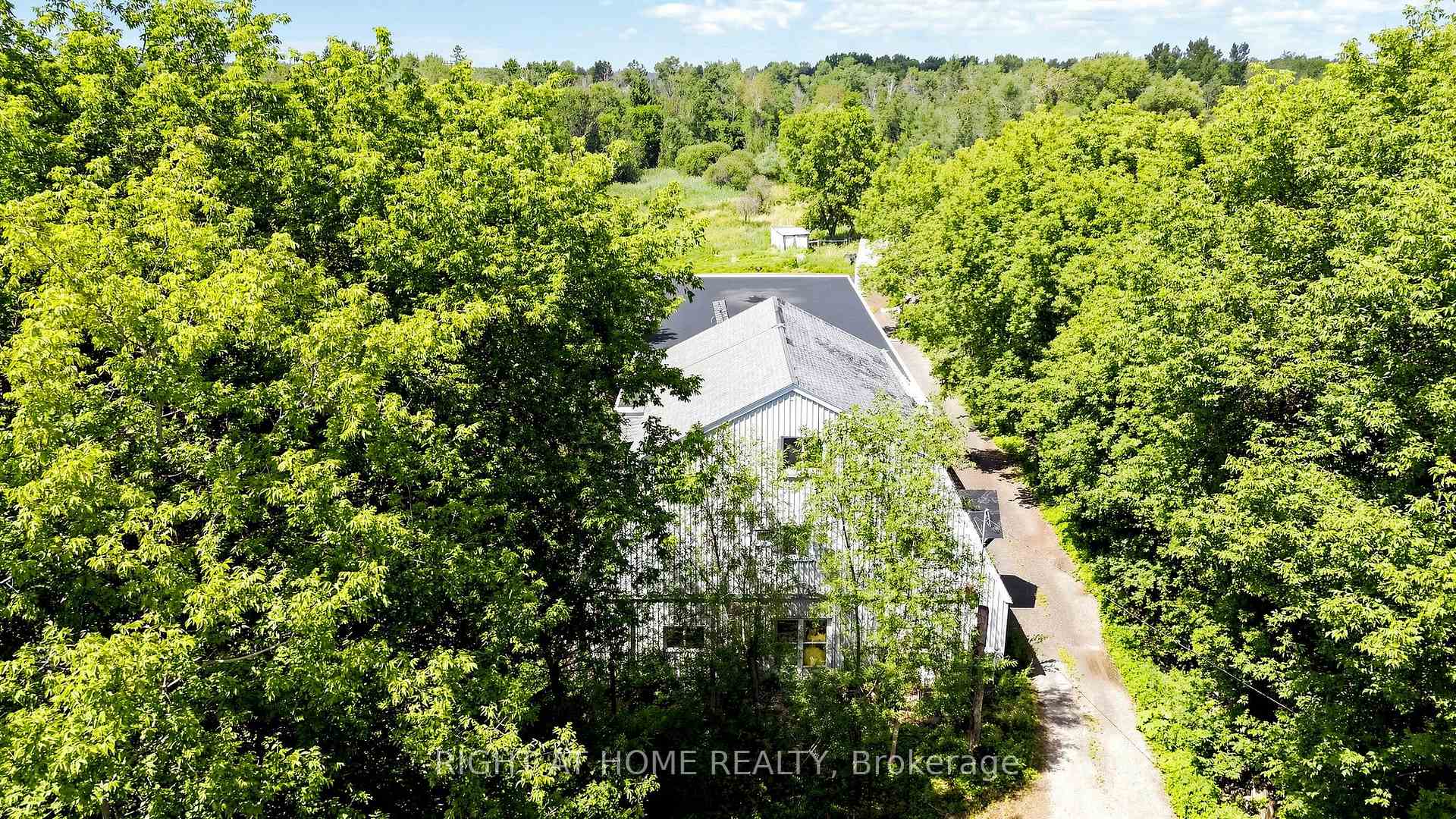Photo 12 of 2884 County Rd 89, Innisfil, Rural Innisfil — HOMEH