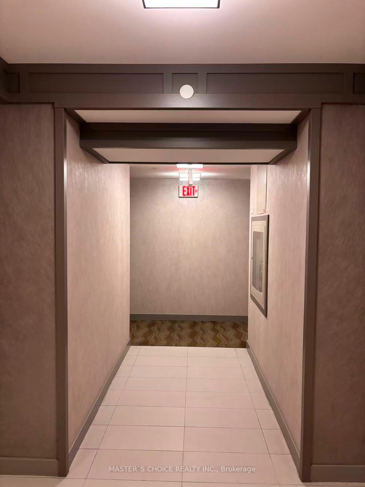 Photo 4 of Unit 704, 56 Annie Craig Drive, Etobicoke, Mimico — HOMEH