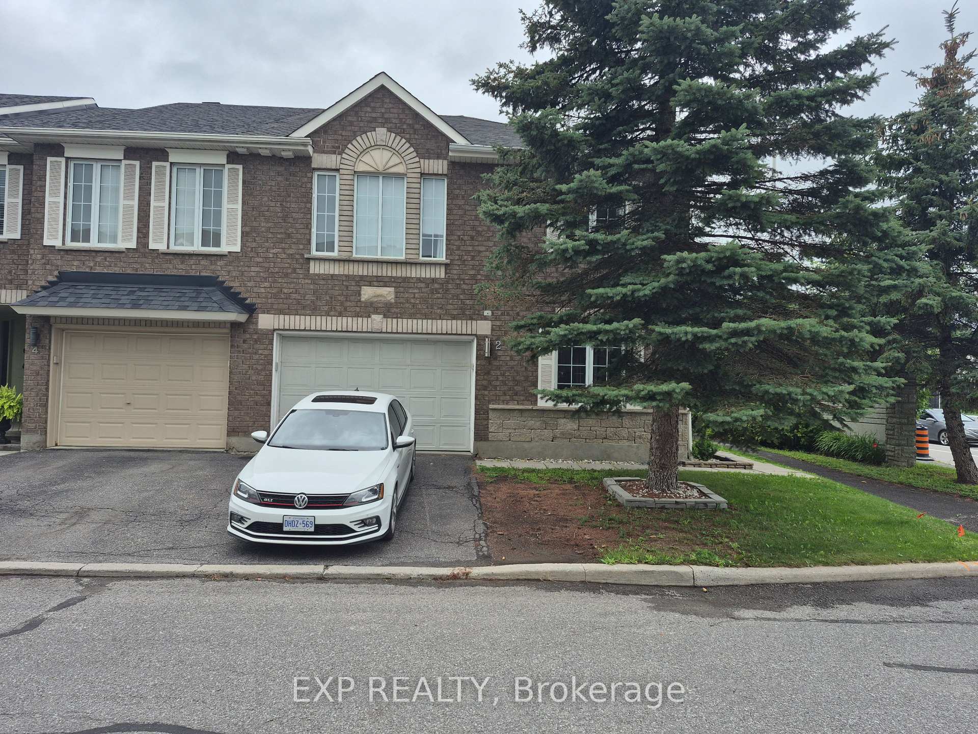 Photo 2 of 2 Maple Park Private, Ottawa, Upper Hunt Club — HOMEH