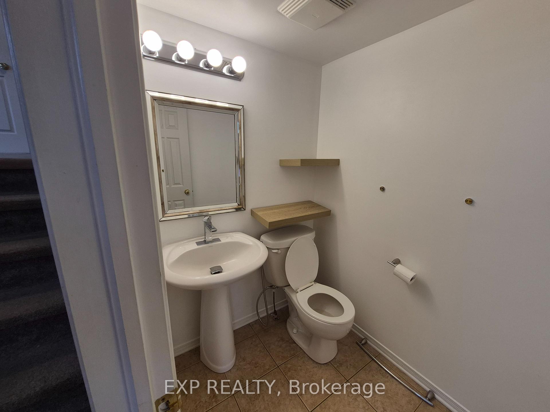Photo 21 of 2 Maple Park Private, Ottawa, Upper Hunt Club — HOMEH