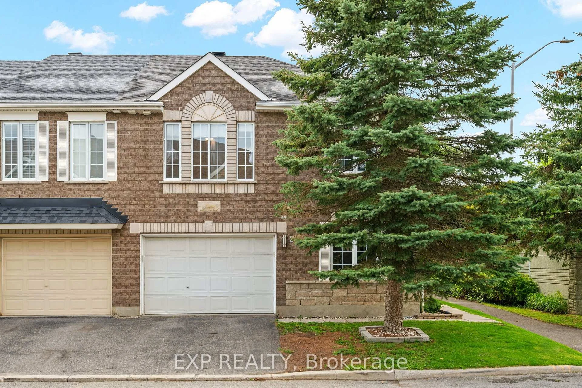 Photo 1 of 2 Maple Park Private, Ottawa, Upper Hunt Club — HOMEH