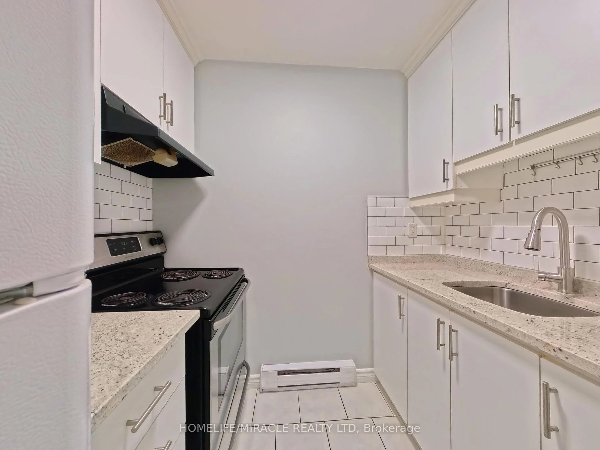 Photo 4 of Unit 14, 119 Cedar Street S, Kitchener, Cedar Hill — HOMEH