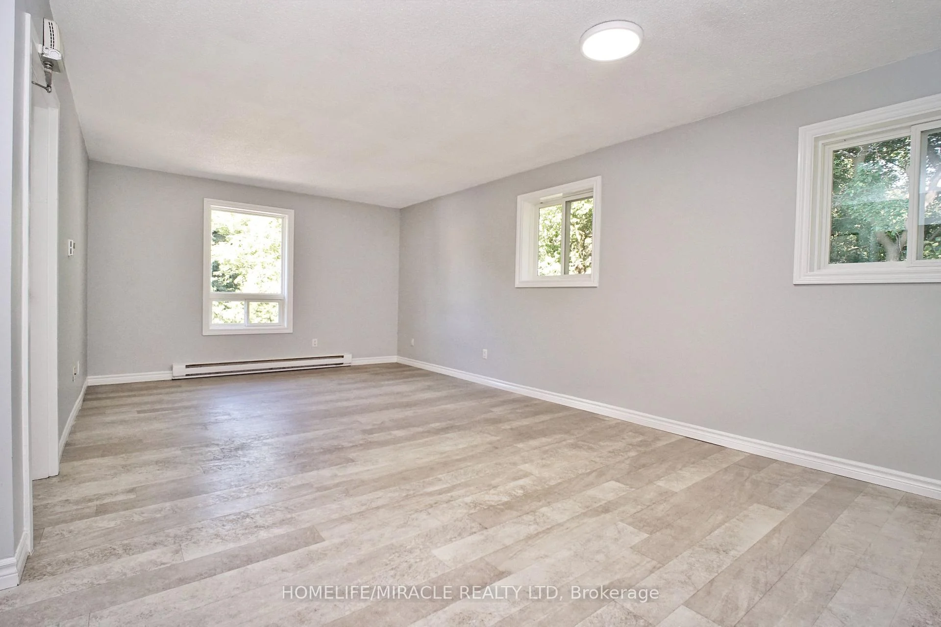 Photo 13 of Unit 14, 119 Cedar Street S, Kitchener, Cedar Hill — HOMEH
