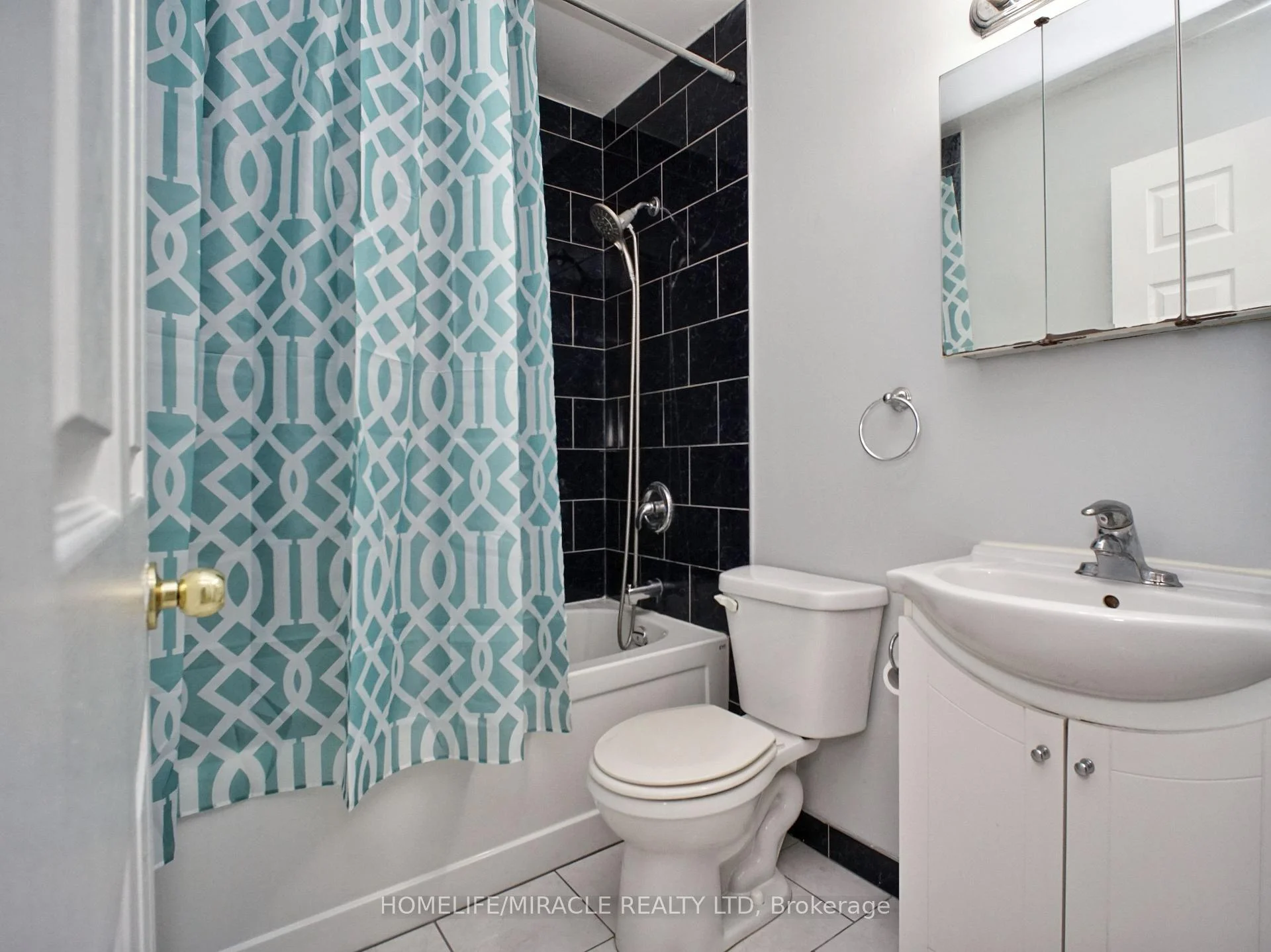 Photo 14 of Unit 14, 119 Cedar Street S, Kitchener, Cedar Hill — HOMEH