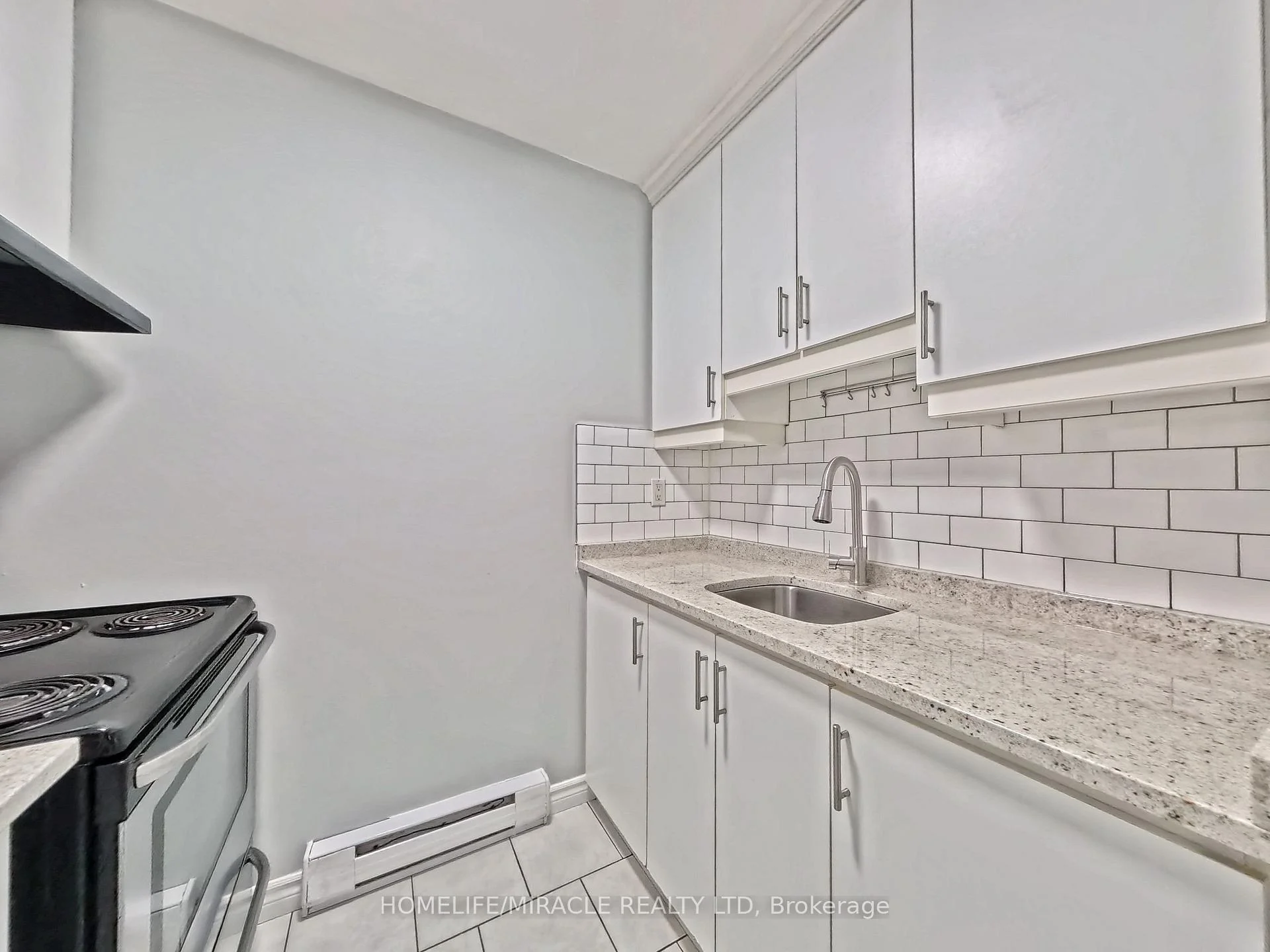 Photo 64 of Unit 14, 119 Cedar Street S, Kitchener, Cedar Hill — HOMEH