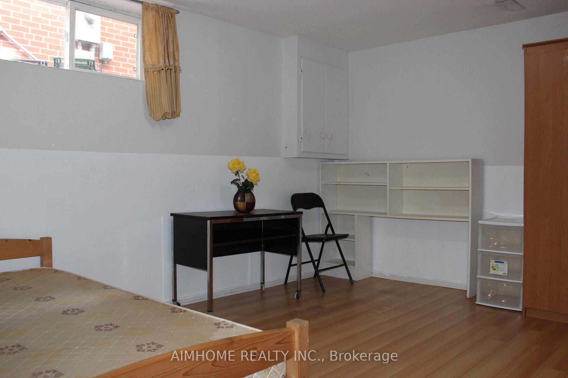 Photo 5 of Unit Lower, 40 Hepscott Terrace, Scarborough, L'Amoreaux — HOMEH