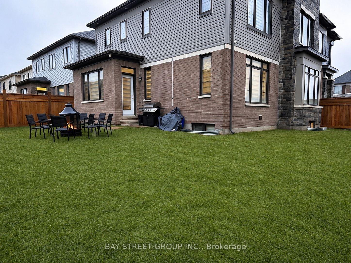 Photo 21 of Unit Upper Floor, 163 Terry Fox Drive Road, Barrie, Rural Barrie Southeast — HOMEH