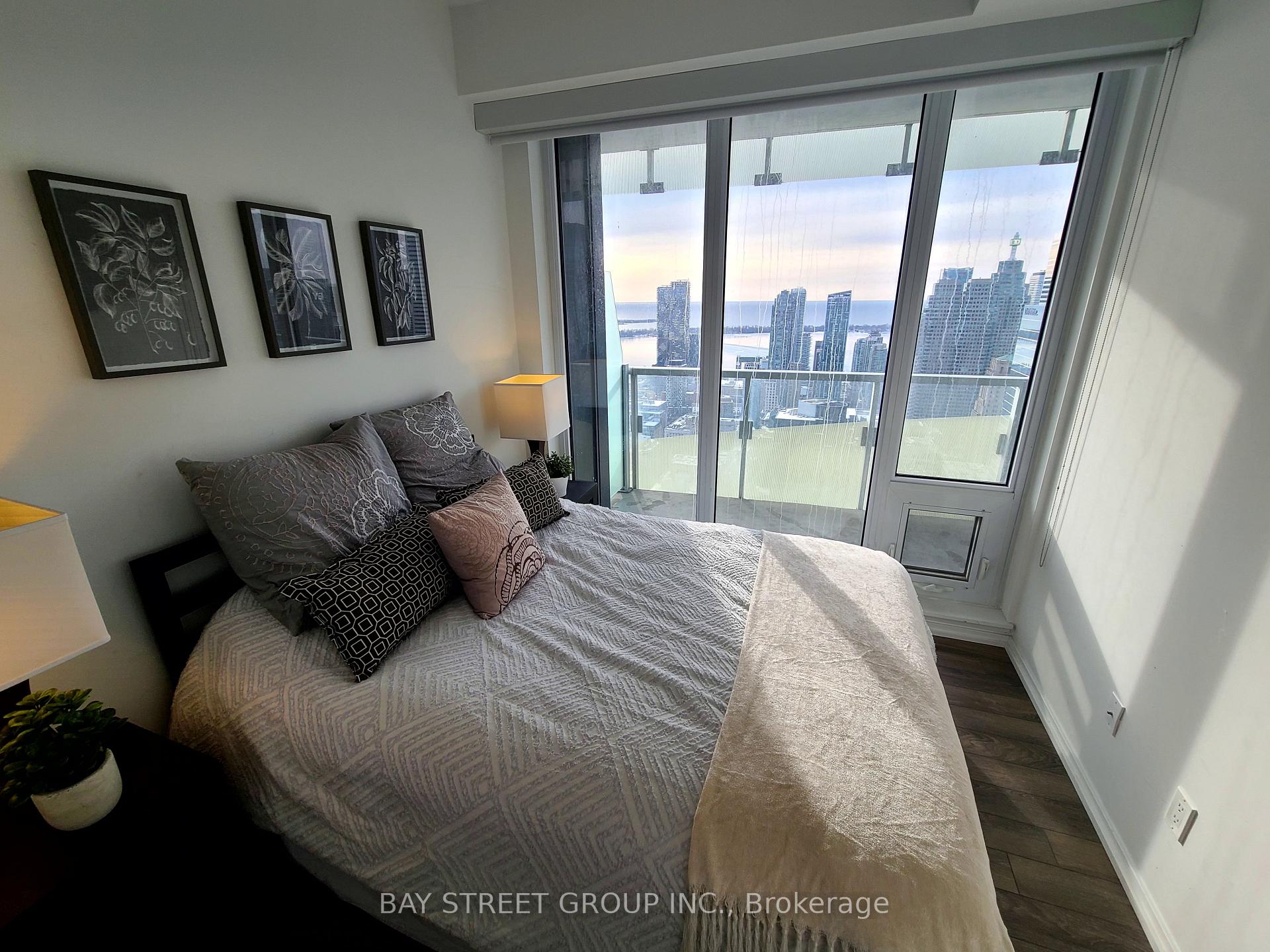 Photo 9 of Unit 5709, 197 Yonge Street, Toronto, Church-Yonge Corridor — HOMEH