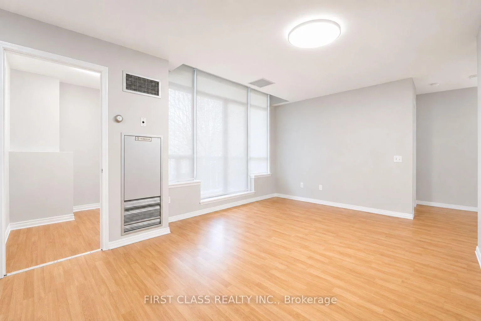 Photo 16 of Unit 106, 91 Townsgate Drive, Vaughan, Crestwood-Springfarm-Yorkhill — HOMEH