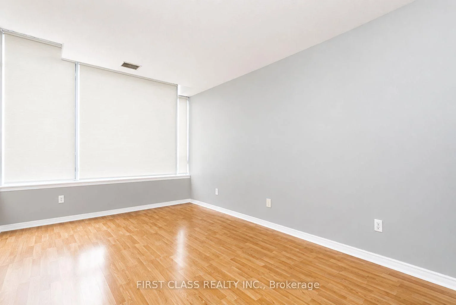 Photo 20 of Unit 106, 91 Townsgate Drive, Vaughan, Crestwood-Springfarm-Yorkhill — HOMEH