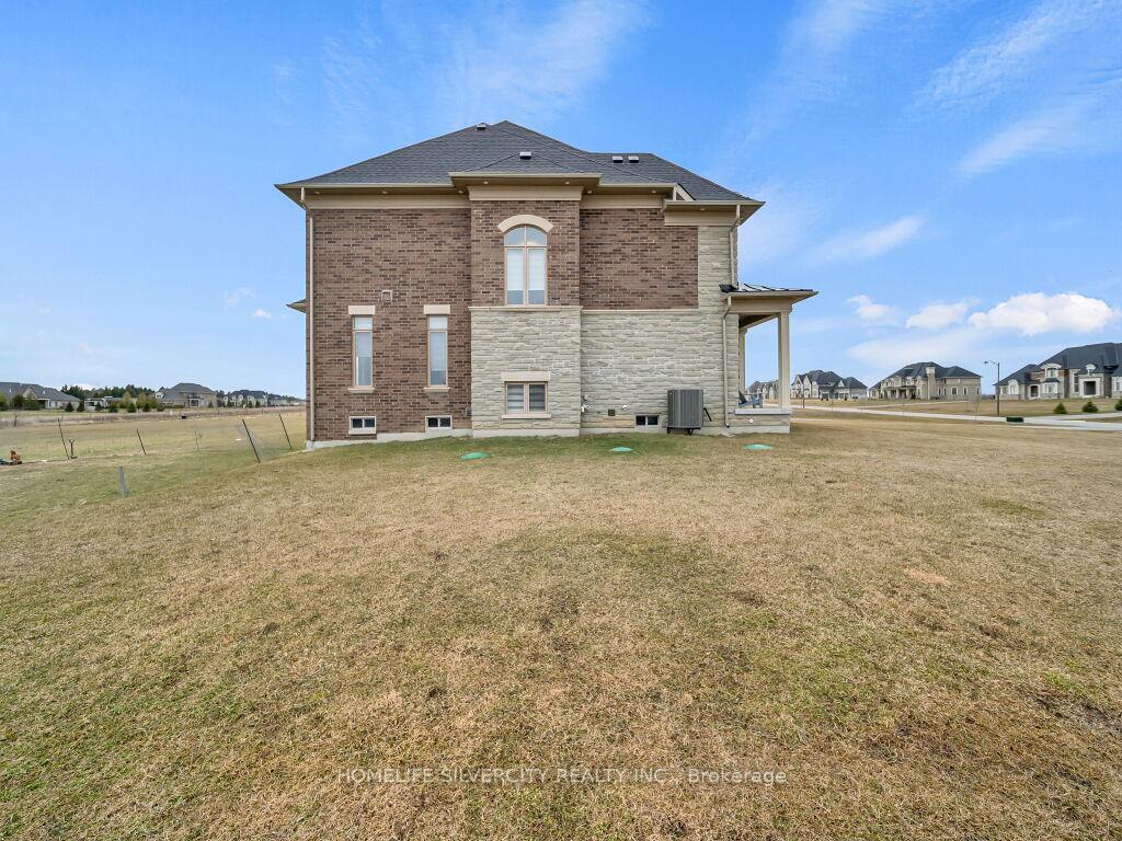Photo 36 of 255 Amos Drive, Caledon, Palgrave — HOMEH