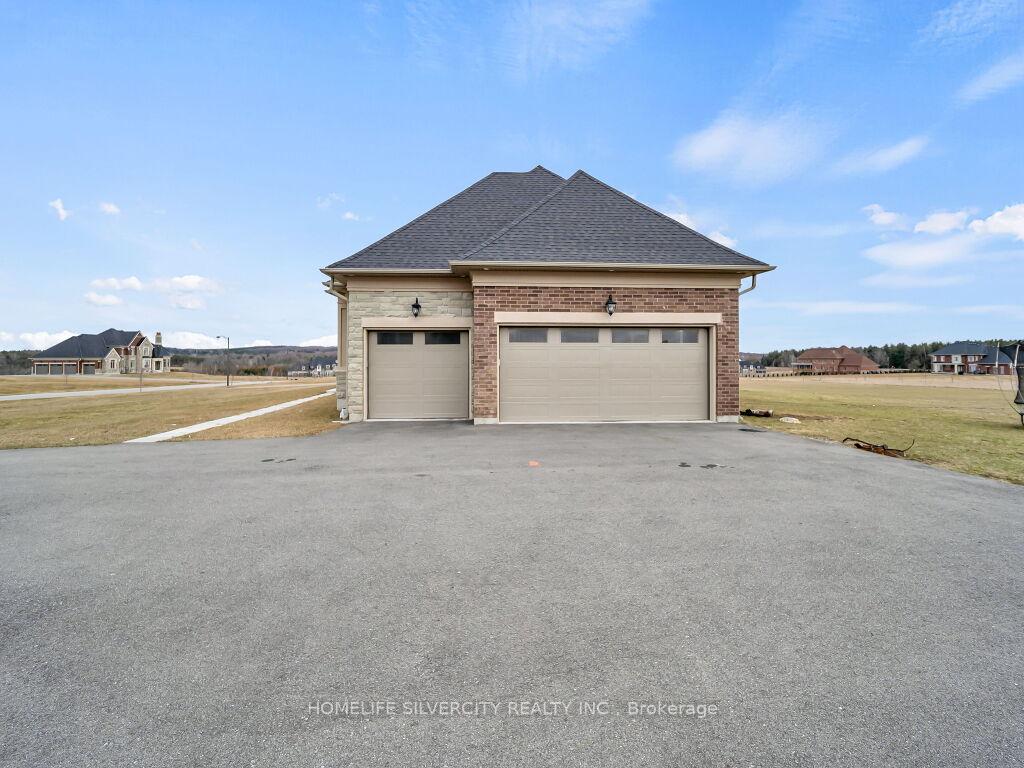 Photo 38 of 255 Amos Drive, Caledon, Palgrave — HOMEH