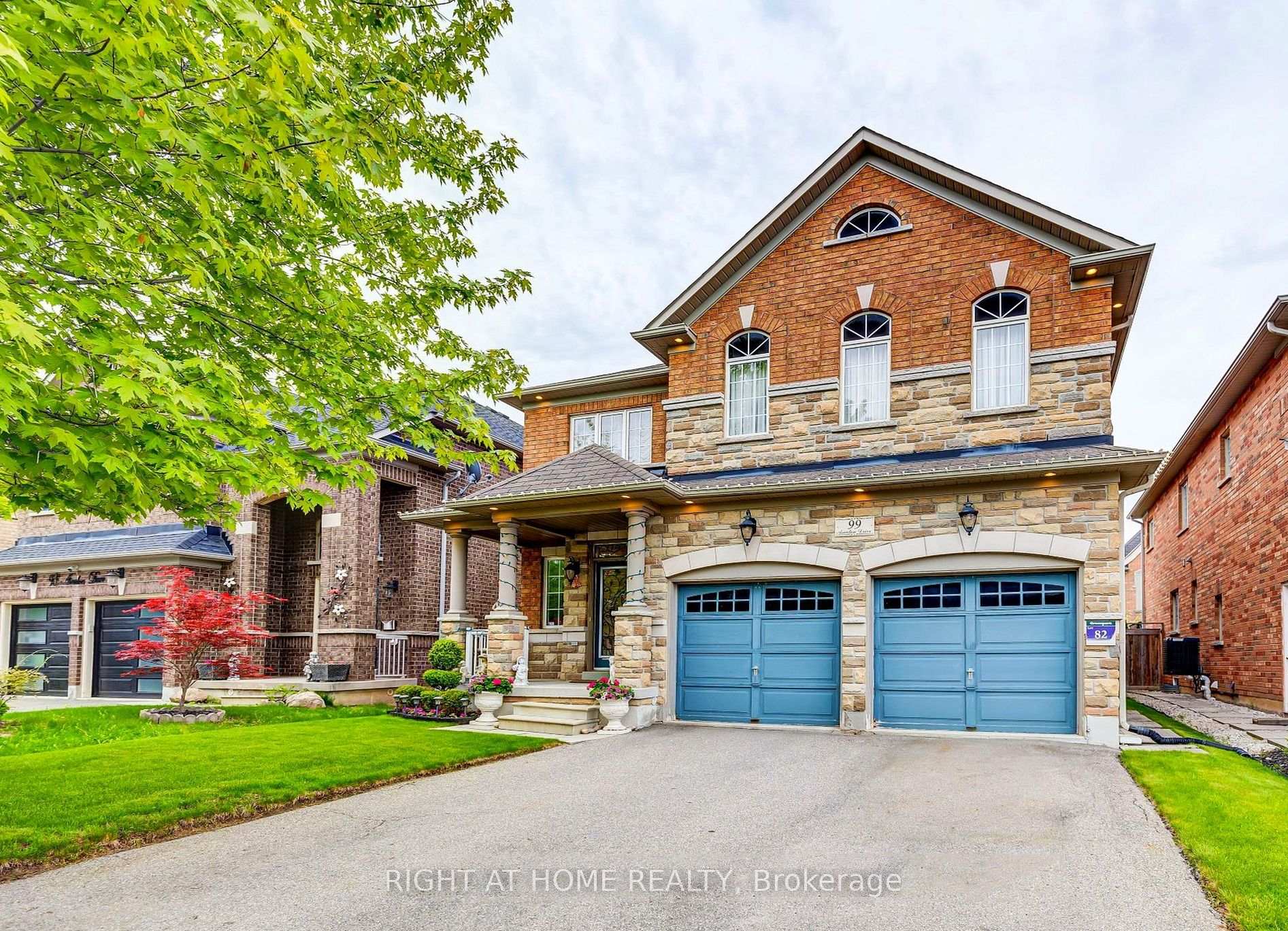 Photo 2 of 99 Ascalon Drive, Vaughan, Patterson — HOMEH