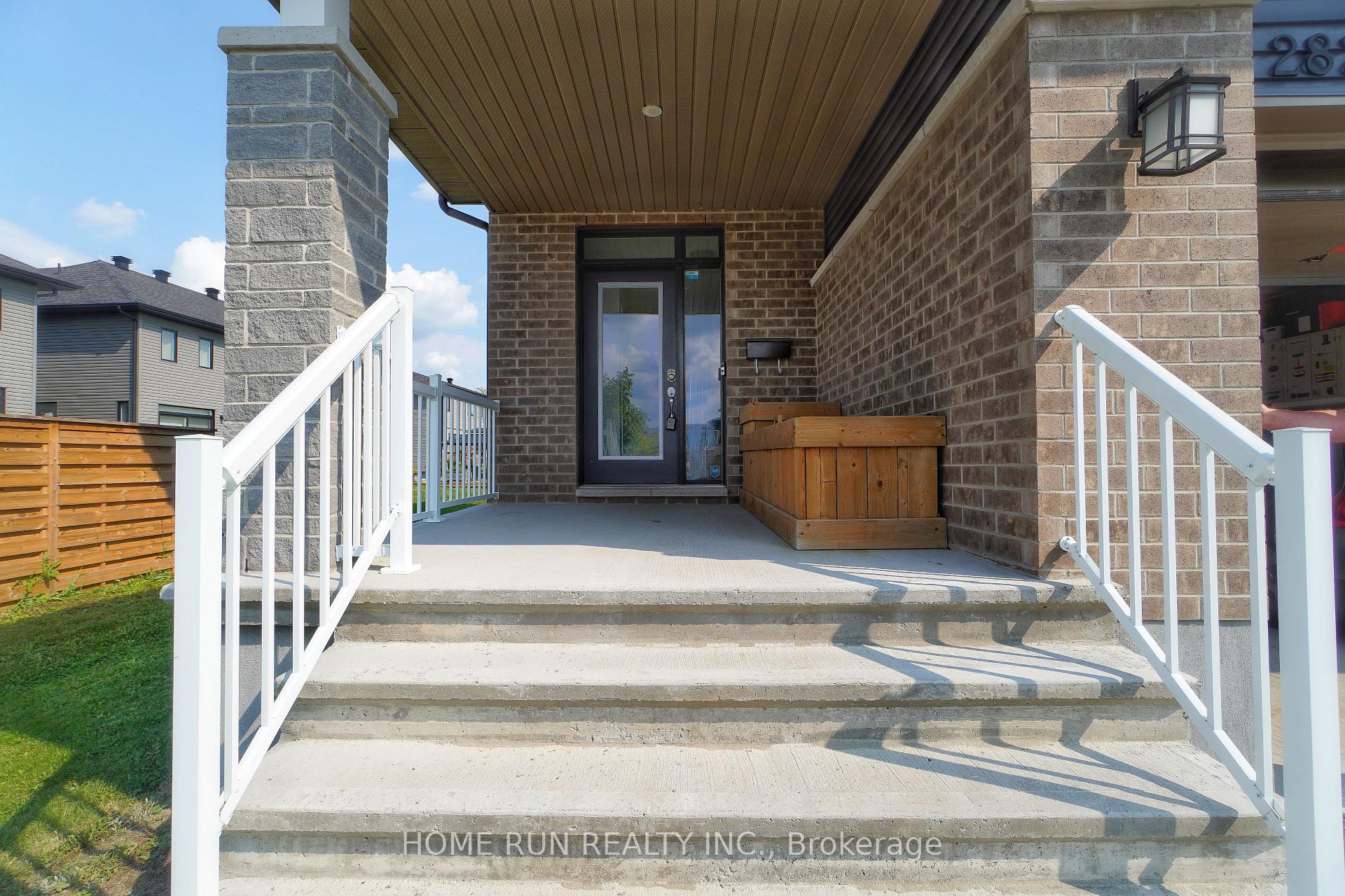 Photo 2 of 282 Nelson Street E, Carleton Place, Carleton Place — HOMEH
