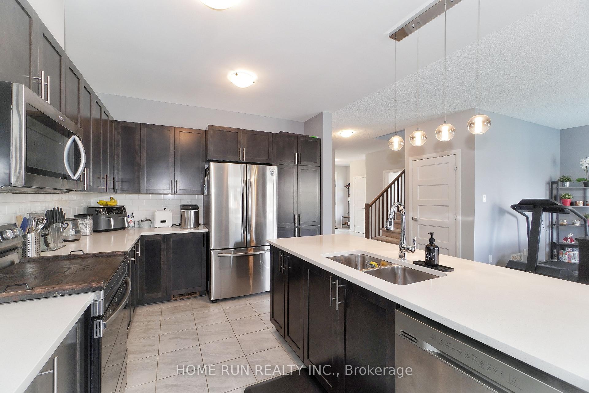 Photo 11 of 282 Nelson Street E, Carleton Place, Carleton Place — HOMEH