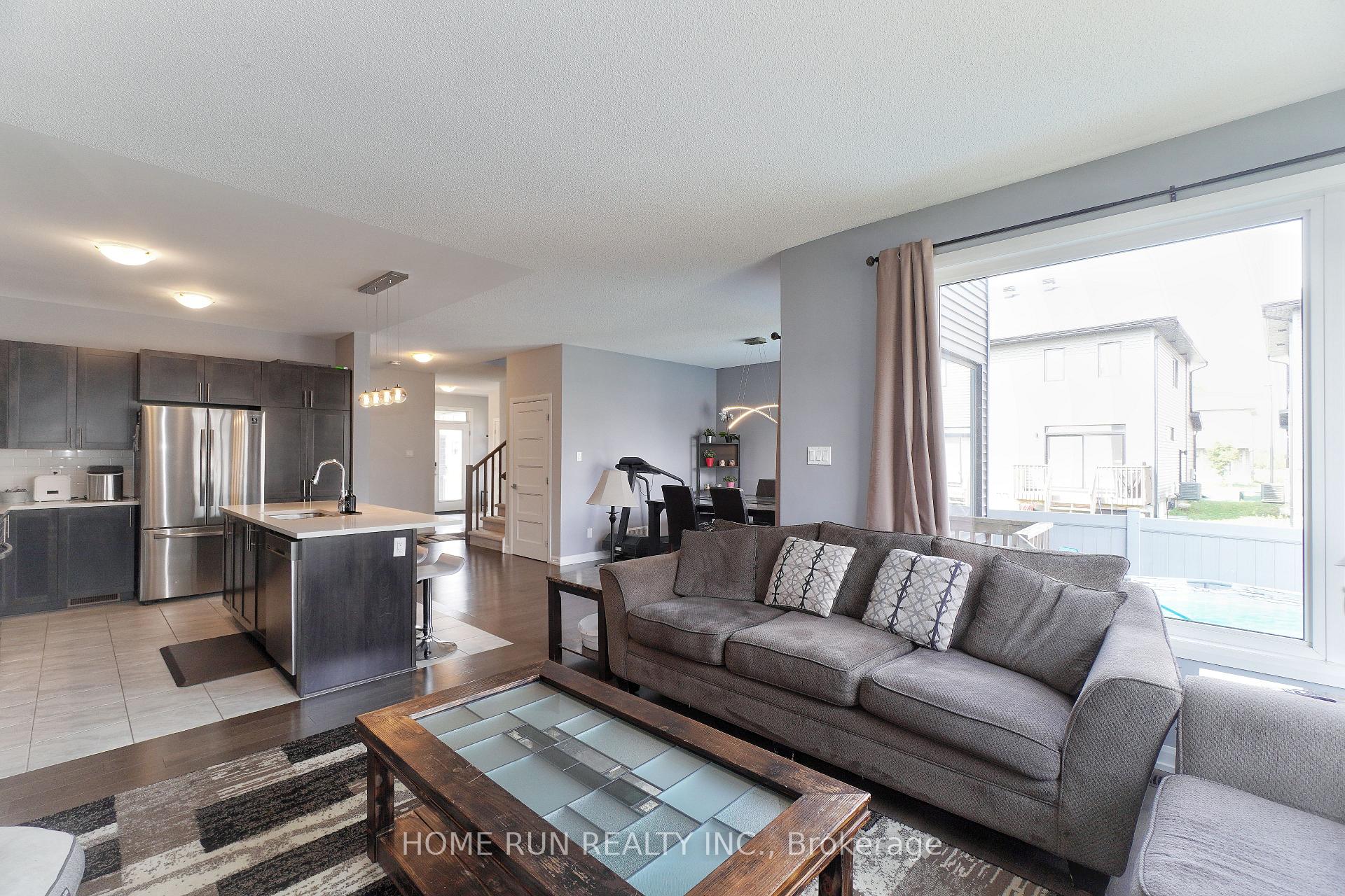 Photo 14 of 282 Nelson Street E, Carleton Place, Carleton Place — HOMEH