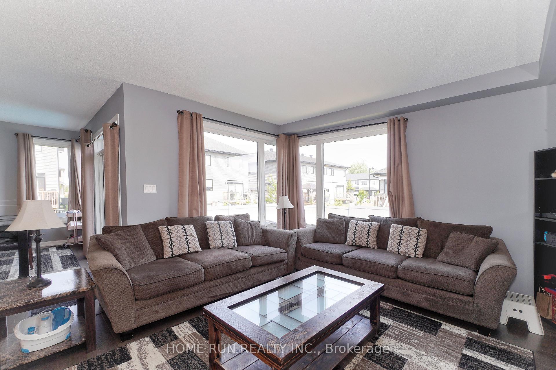 Photo 15 of 282 Nelson Street E, Carleton Place, Carleton Place — HOMEH
