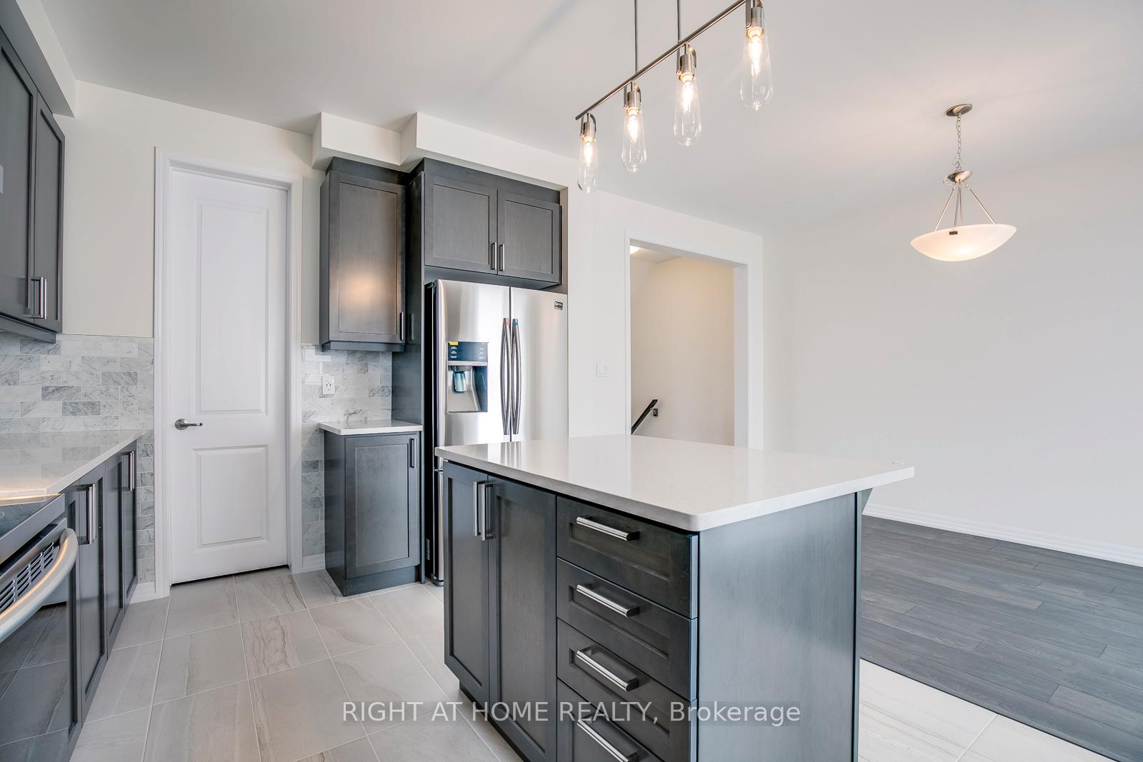 Photo 10 of 3329 Vardon Way, Oakville, Glenorchy — HOMEH