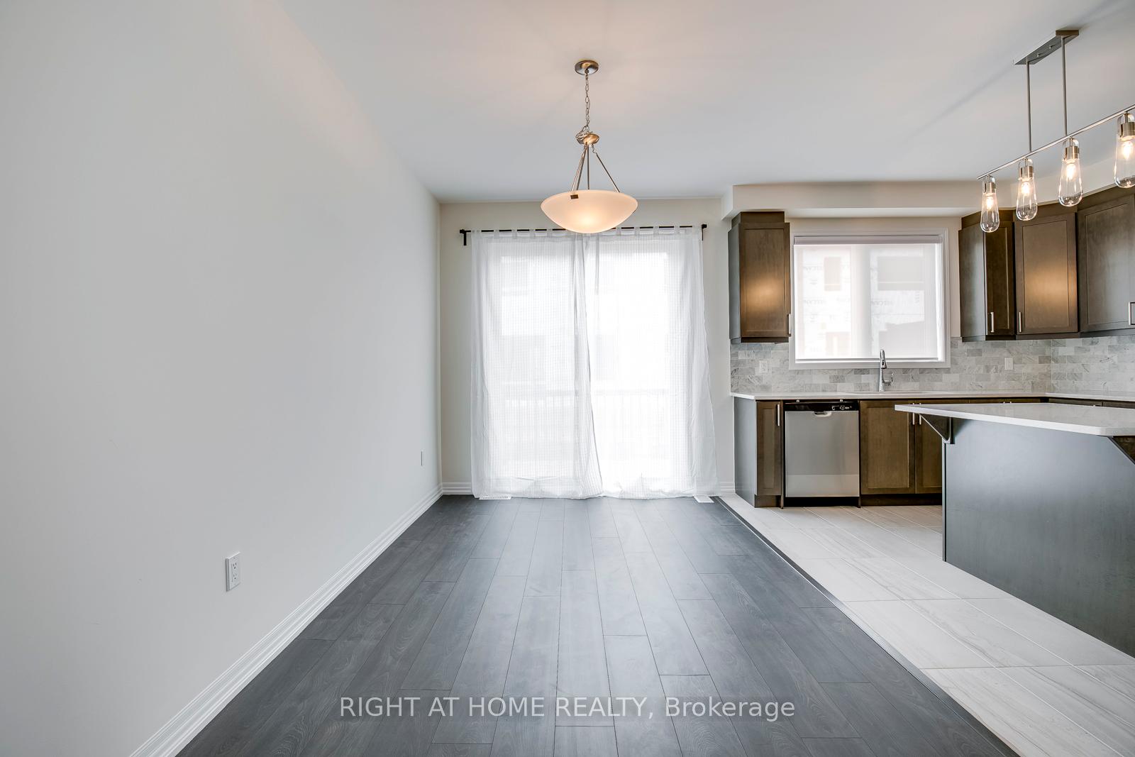Photo 13 of 3329 Vardon Way, Oakville, Glenorchy — HOMEH
