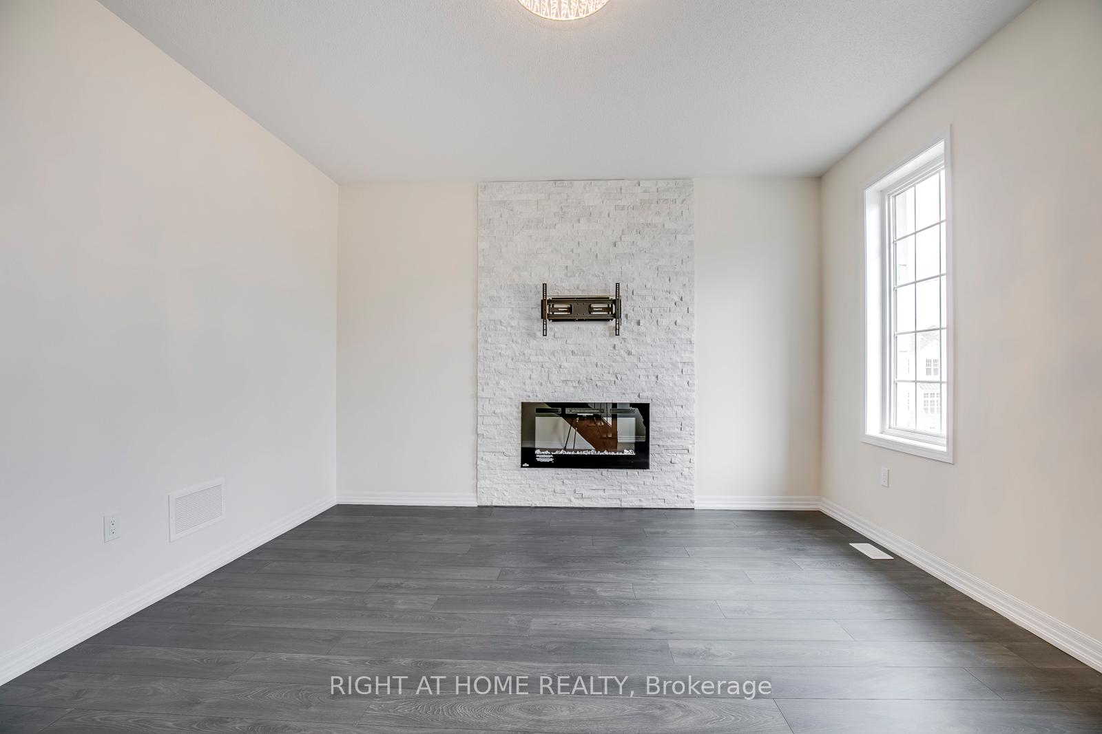 Photo 15 of 3329 Vardon Way, Oakville, Glenorchy — HOMEH