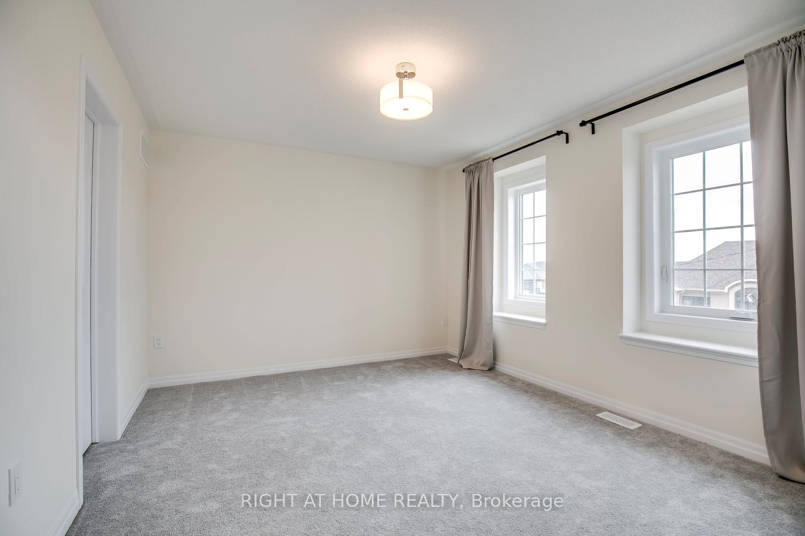 Photo 19 of 3329 Vardon Way, Oakville, Glenorchy — HOMEH