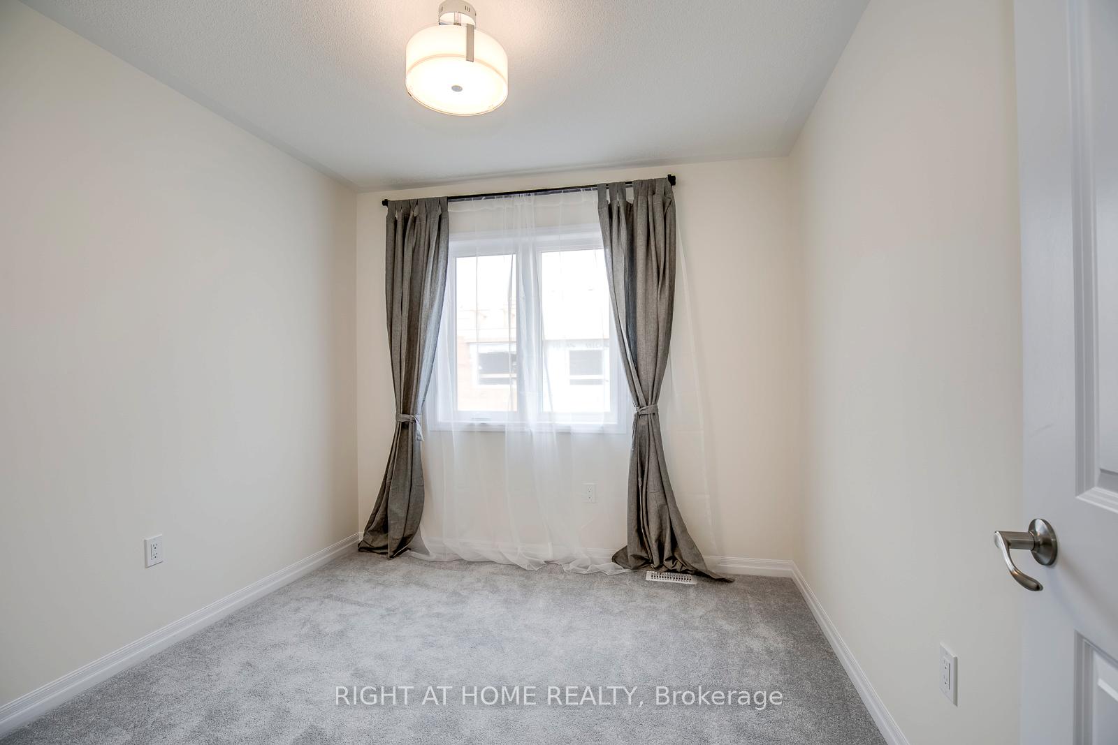 Photo 24 of 3329 Vardon Way, Oakville, Glenorchy — HOMEH