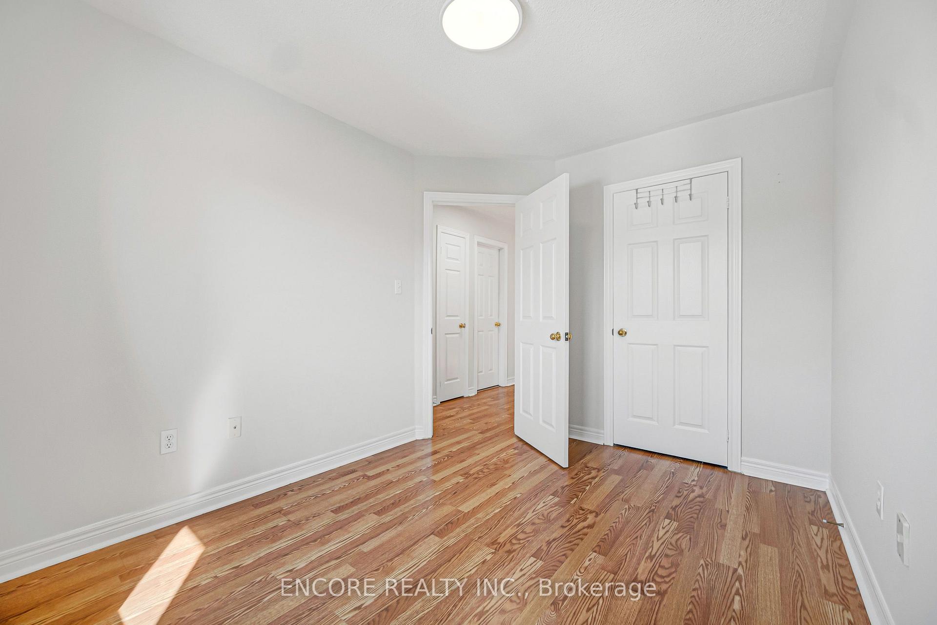 Photo 30 of 34 John Gary Drive, Markham, Village Green-South Unionville — HOMEH