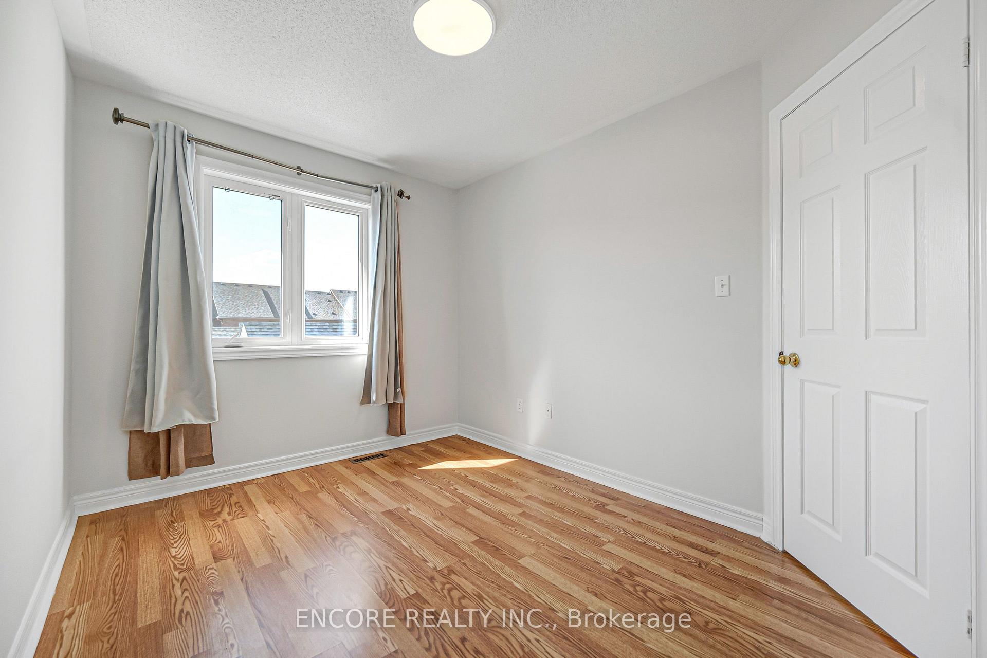 Photo 32 of 34 John Gary Drive, Markham, Village Green-South Unionville — HOMEH