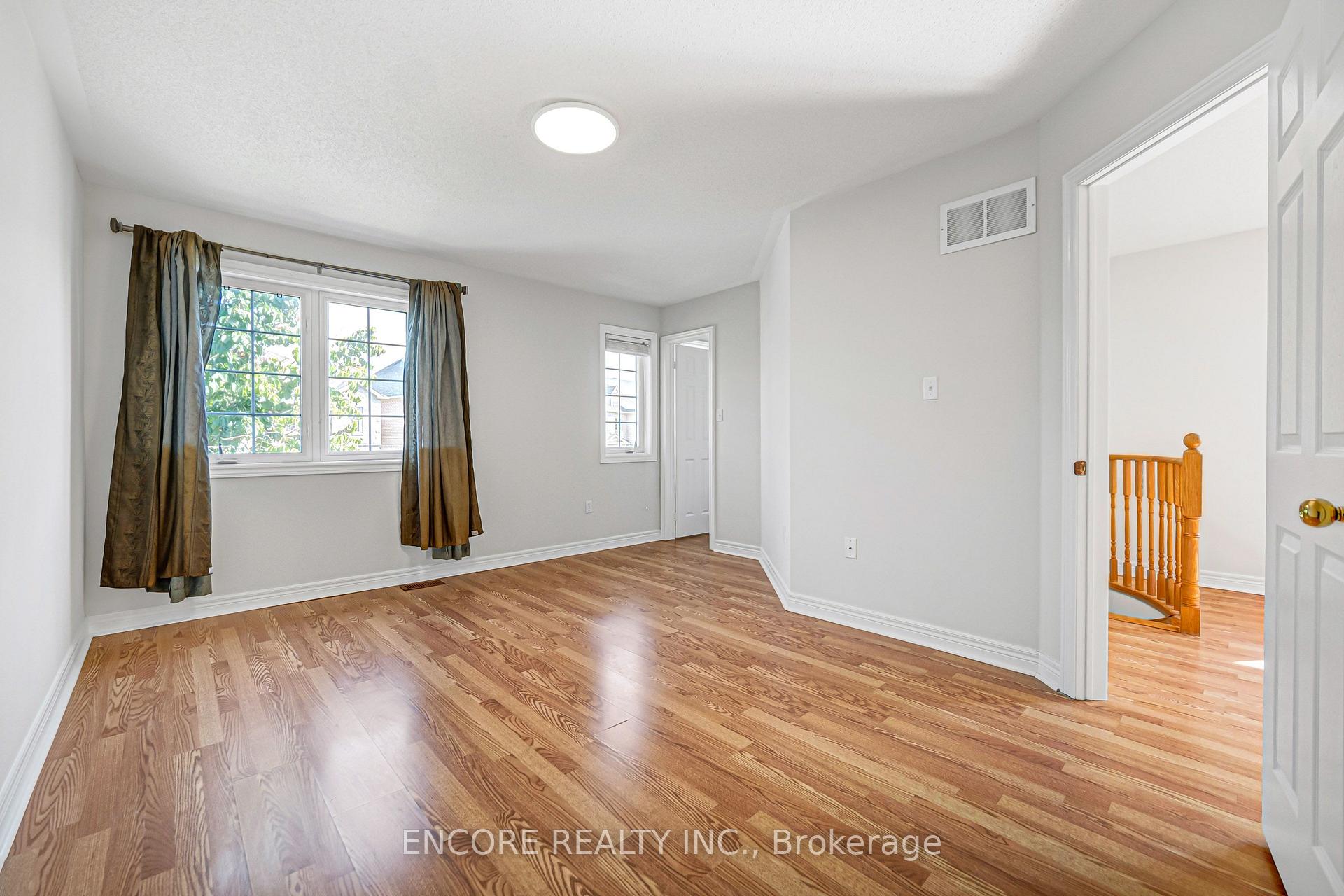 Photo 33 of 34 John Gary Drive, Markham, Village Green-South Unionville — HOMEH