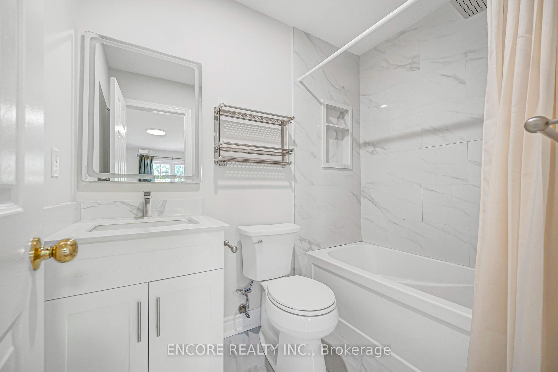 Photo 36 of 34 John Gary Drive, Markham, Village Green-South Unionville — HOMEH