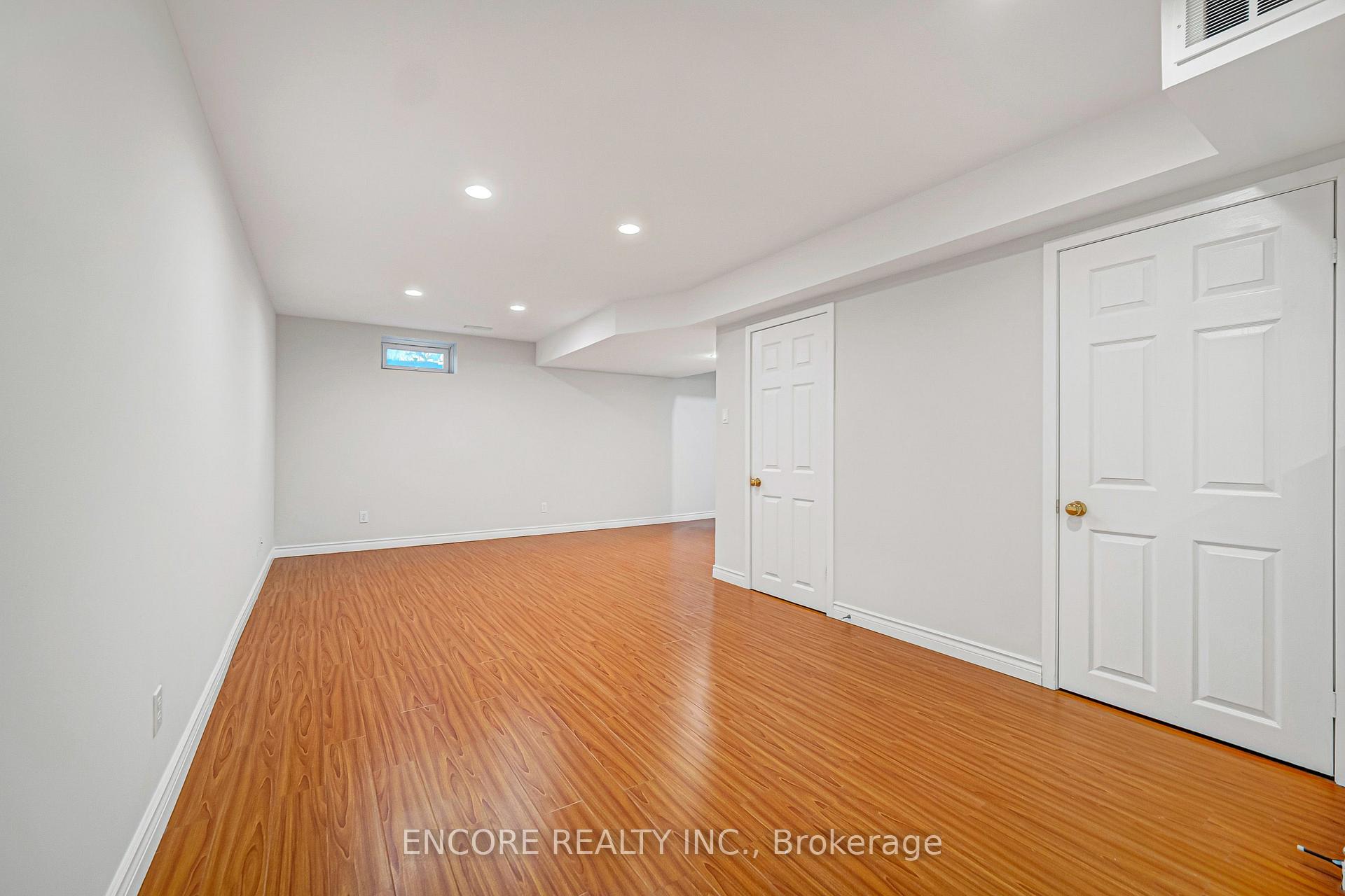 Photo 39 of 34 John Gary Drive, Markham, Village Green-South Unionville — HOMEH