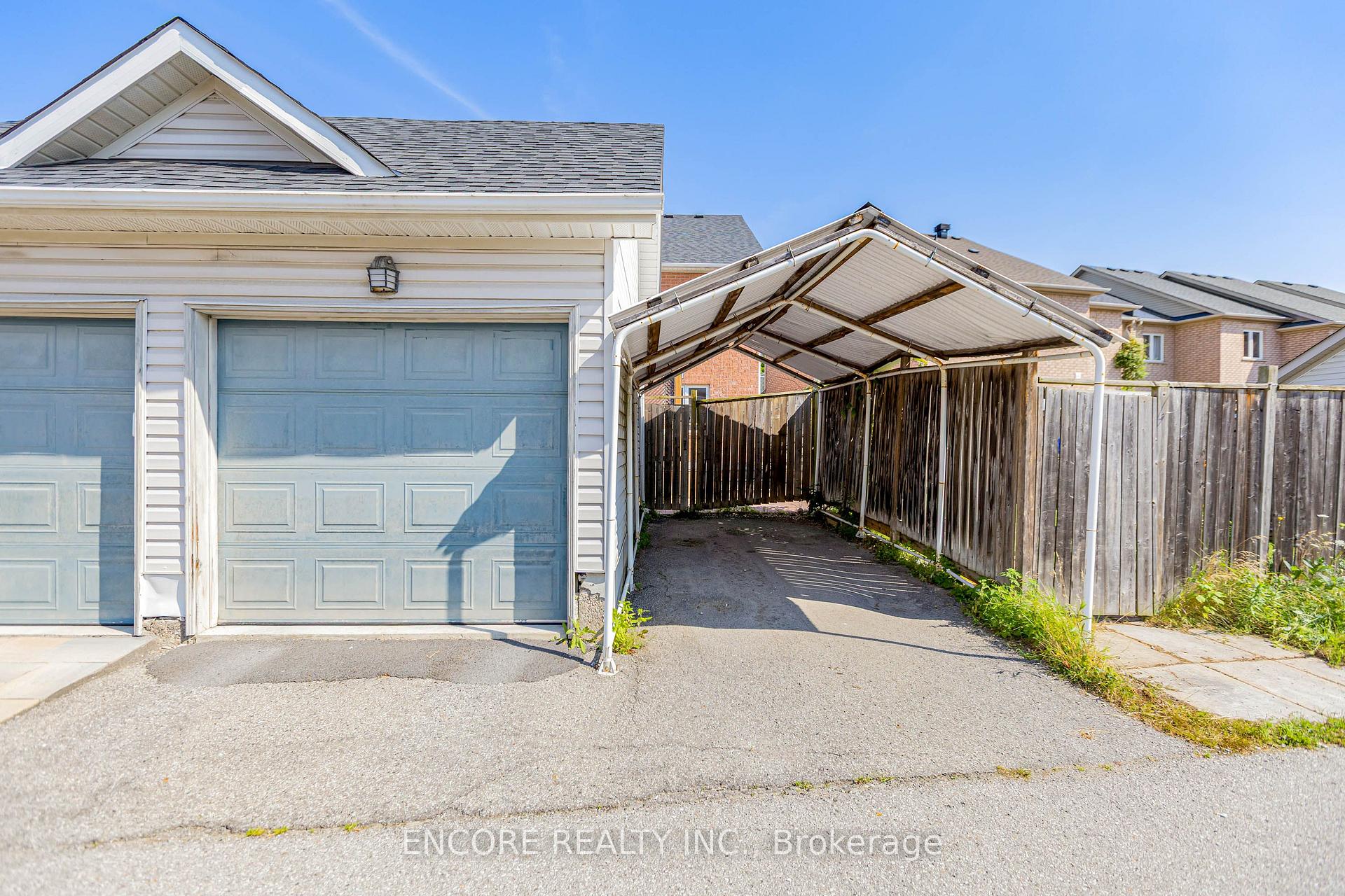 Photo 44 of 34 John Gary Drive, Markham, Village Green-South Unionville — HOMEH