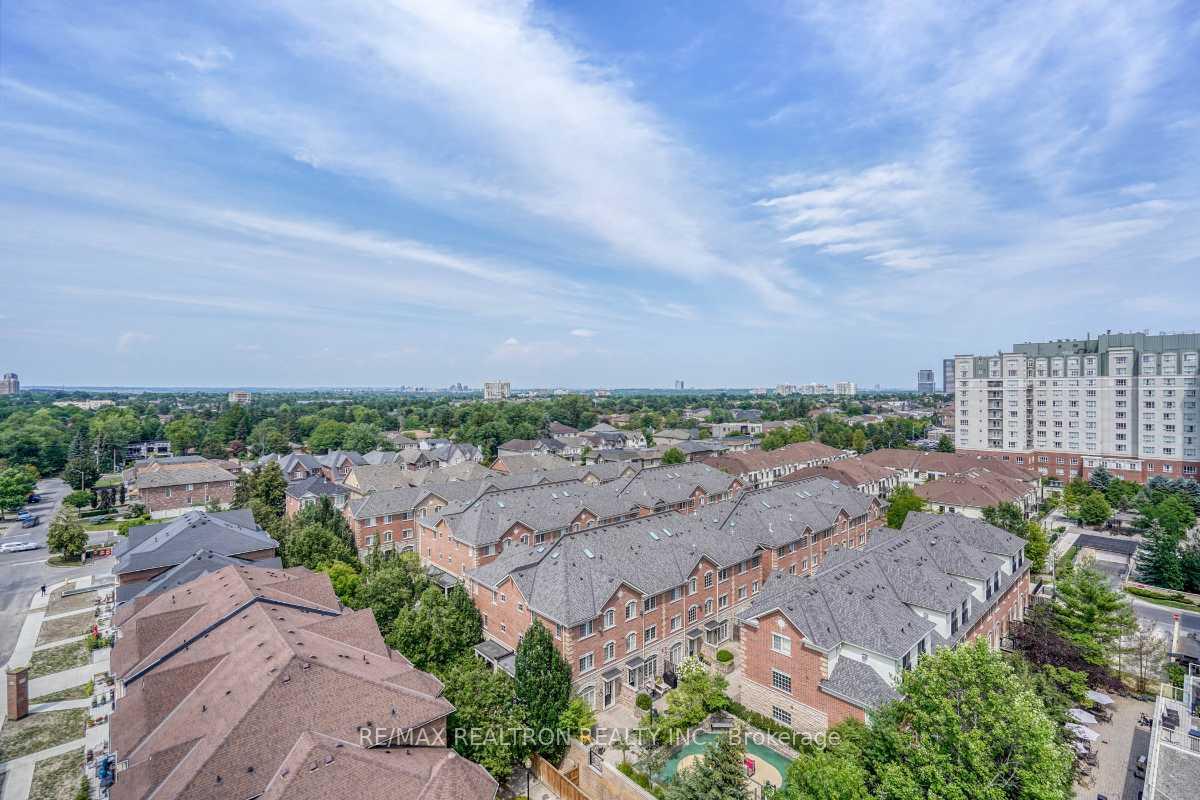 Photo 25 of Unit Ph101, 5 Emerald Lane, Vaughan, Crestwood-Springfarm-Yorkhill — HOMEH