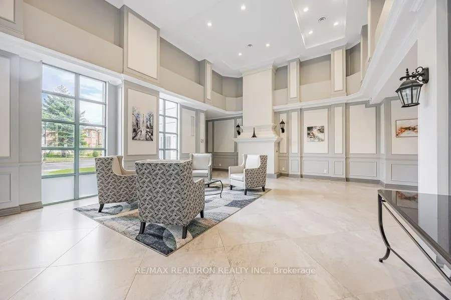 Photo 4 of Unit Ph101, 5 Emerald Lane, Vaughan, Crestwood-Springfarm-Yorkhill — HOMEH